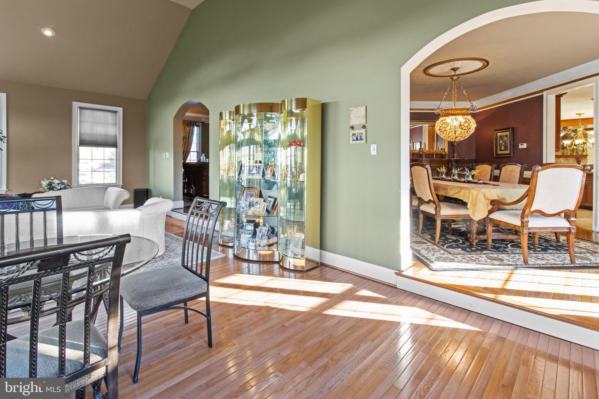 NORTHAMPTON HUNT - Residential