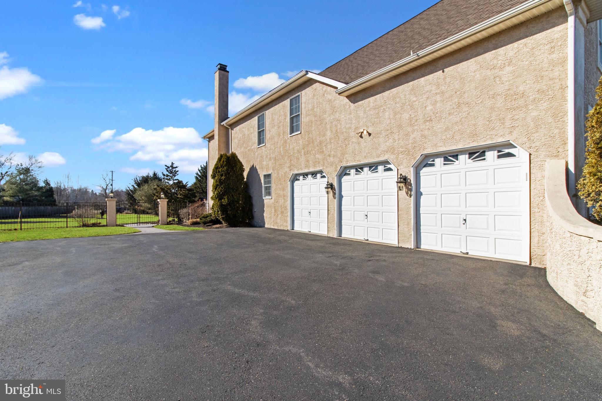 NORTHAMPTON HUNT - Residential