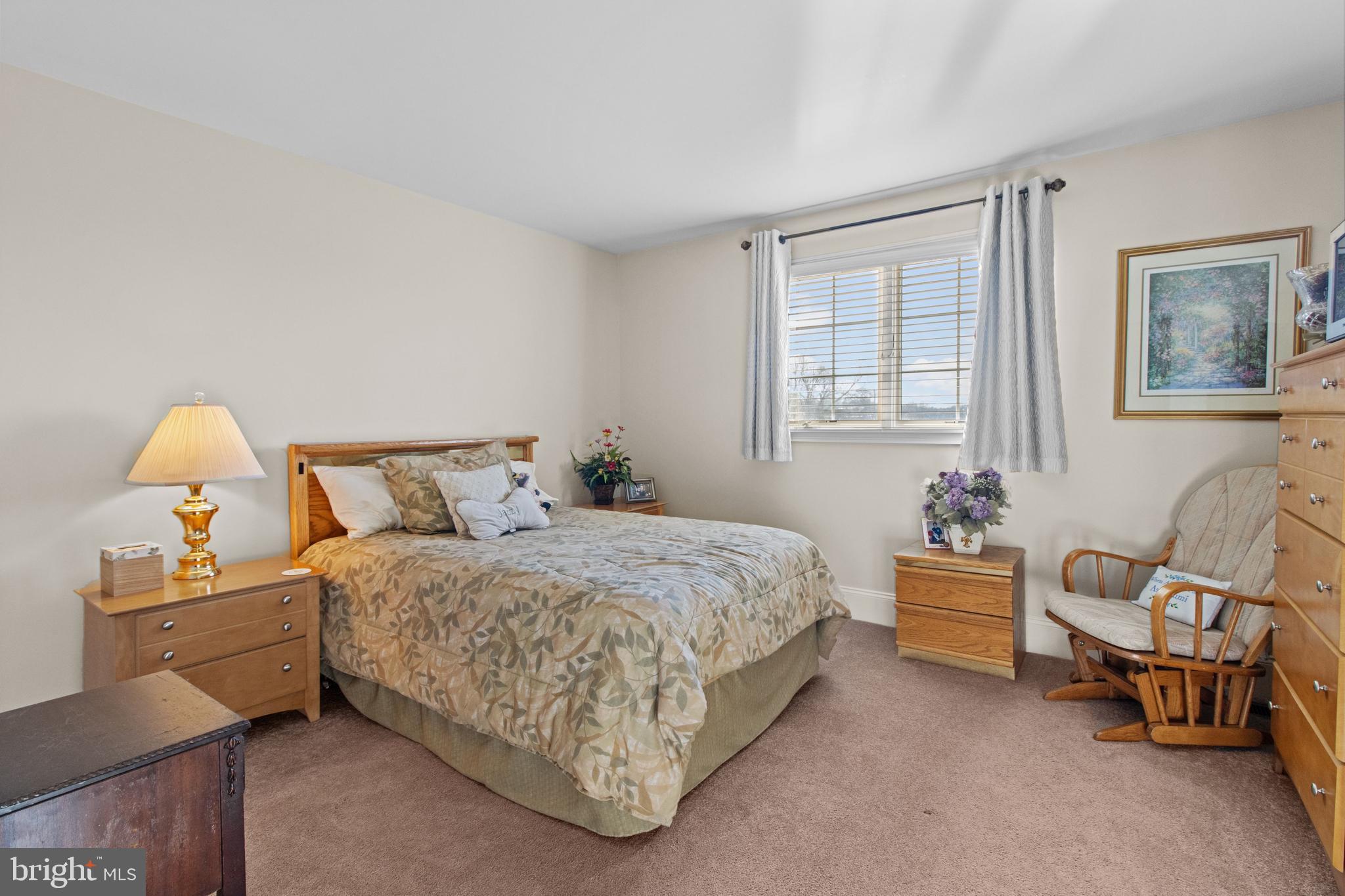 NORTHAMPTON HUNT - Residential