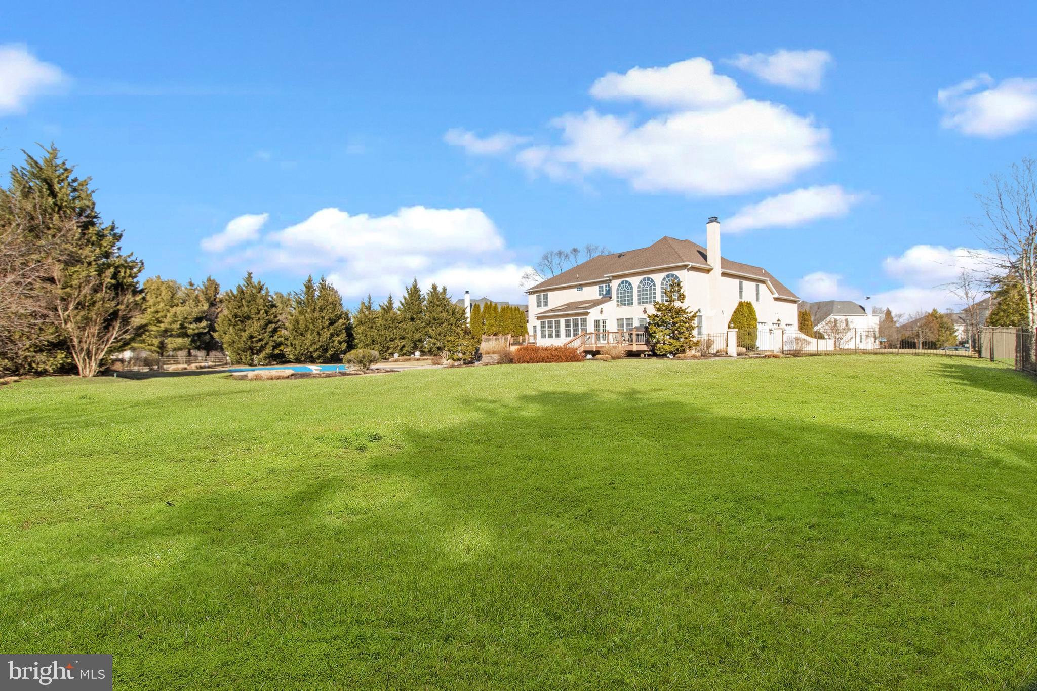 NORTHAMPTON HUNT - Residential