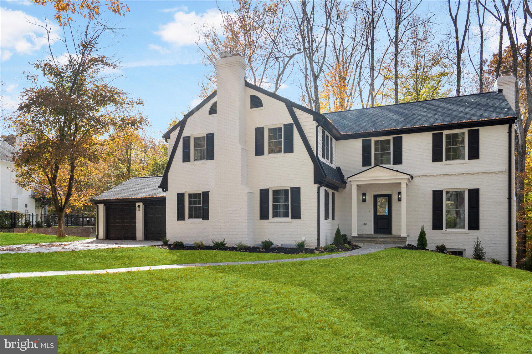 RIVER FALLS - Residential