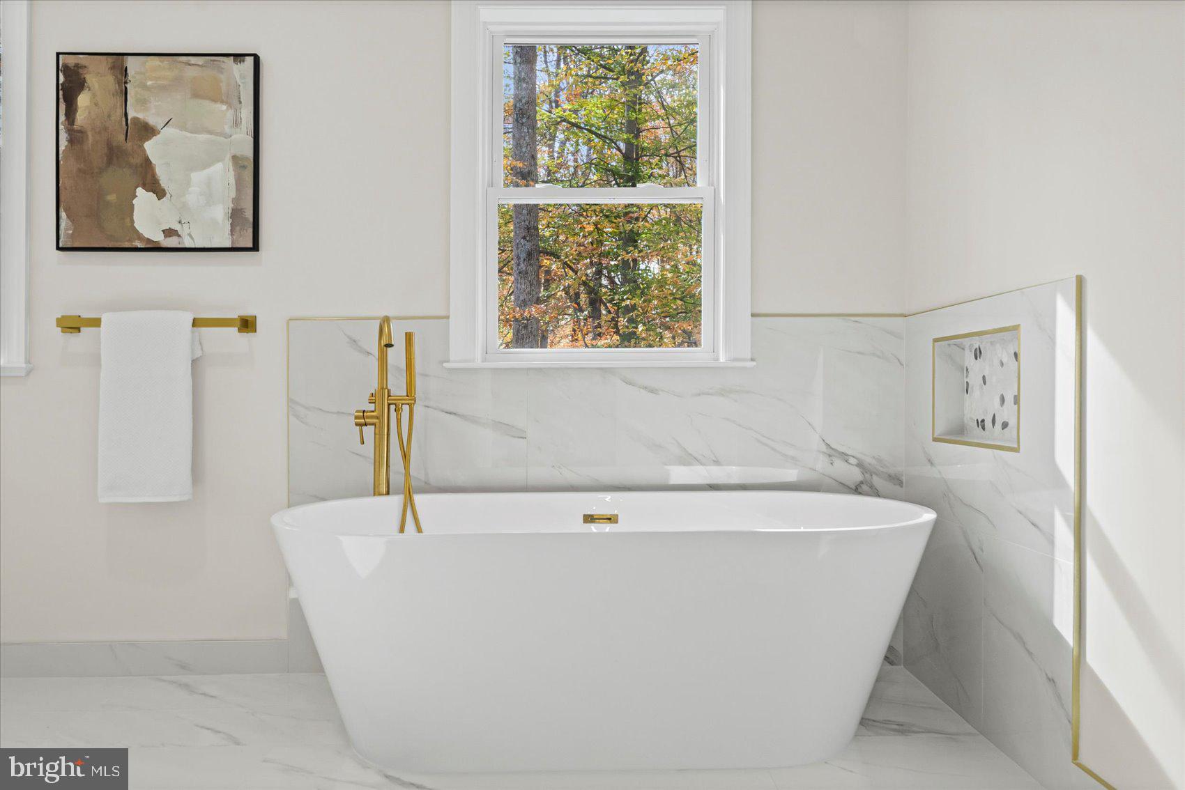 RIVER FALLS - Residential