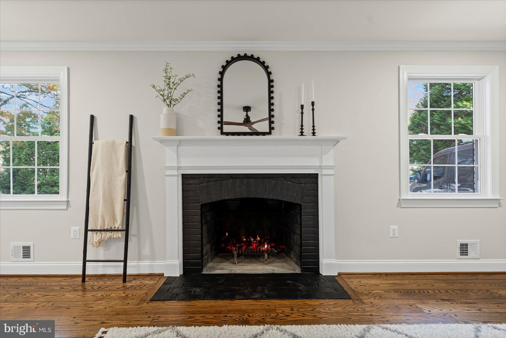 RIVER FALLS - Residential