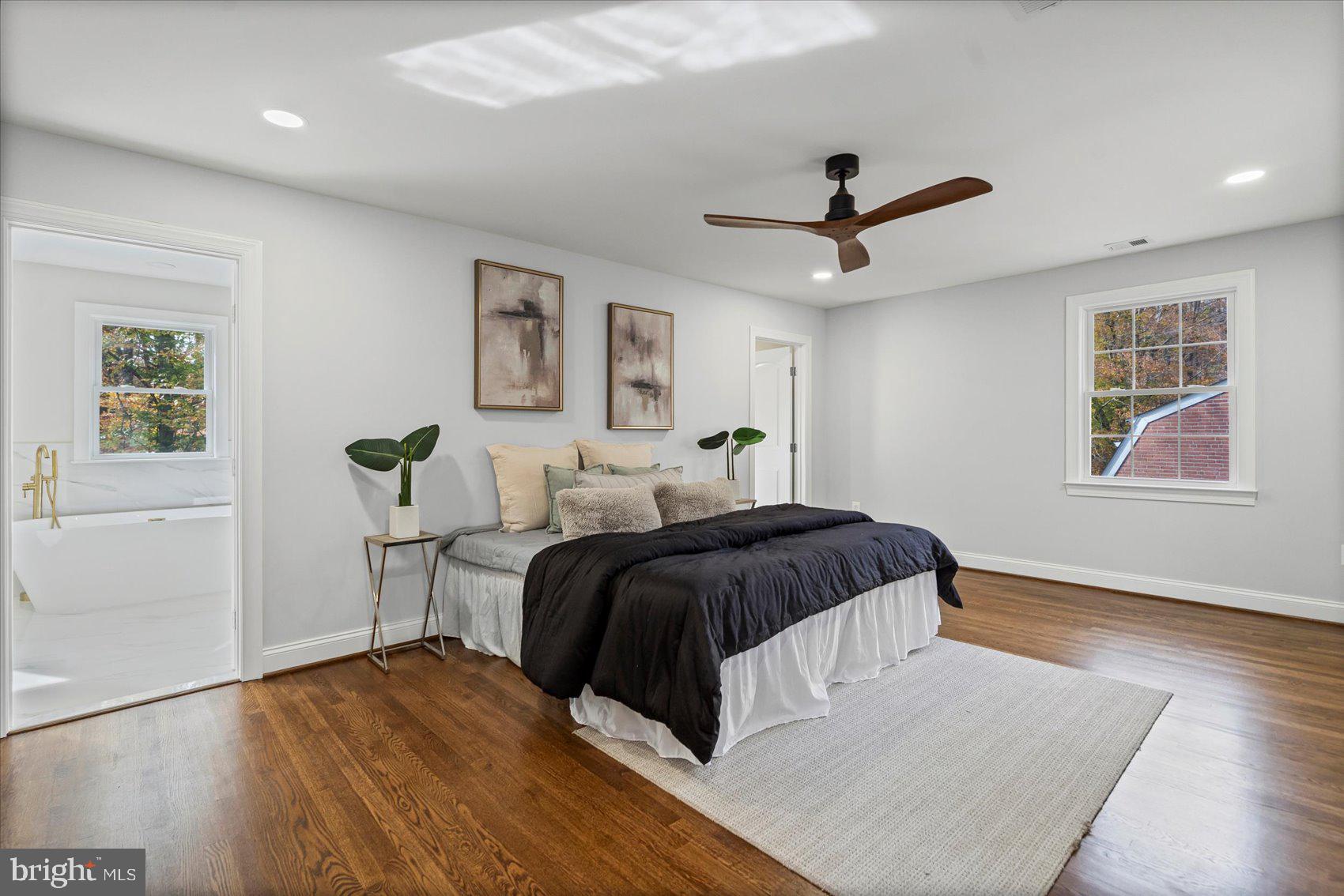 RIVER FALLS - Residential