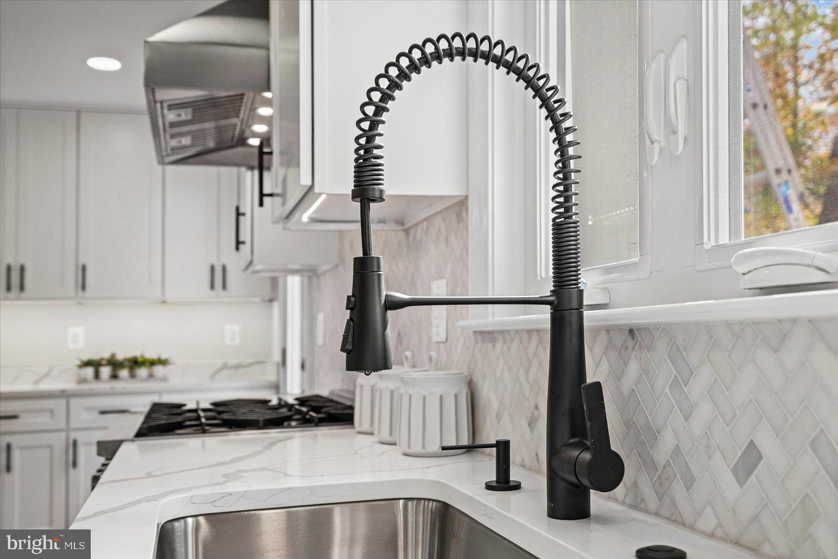 RIVER FALLS - Residential