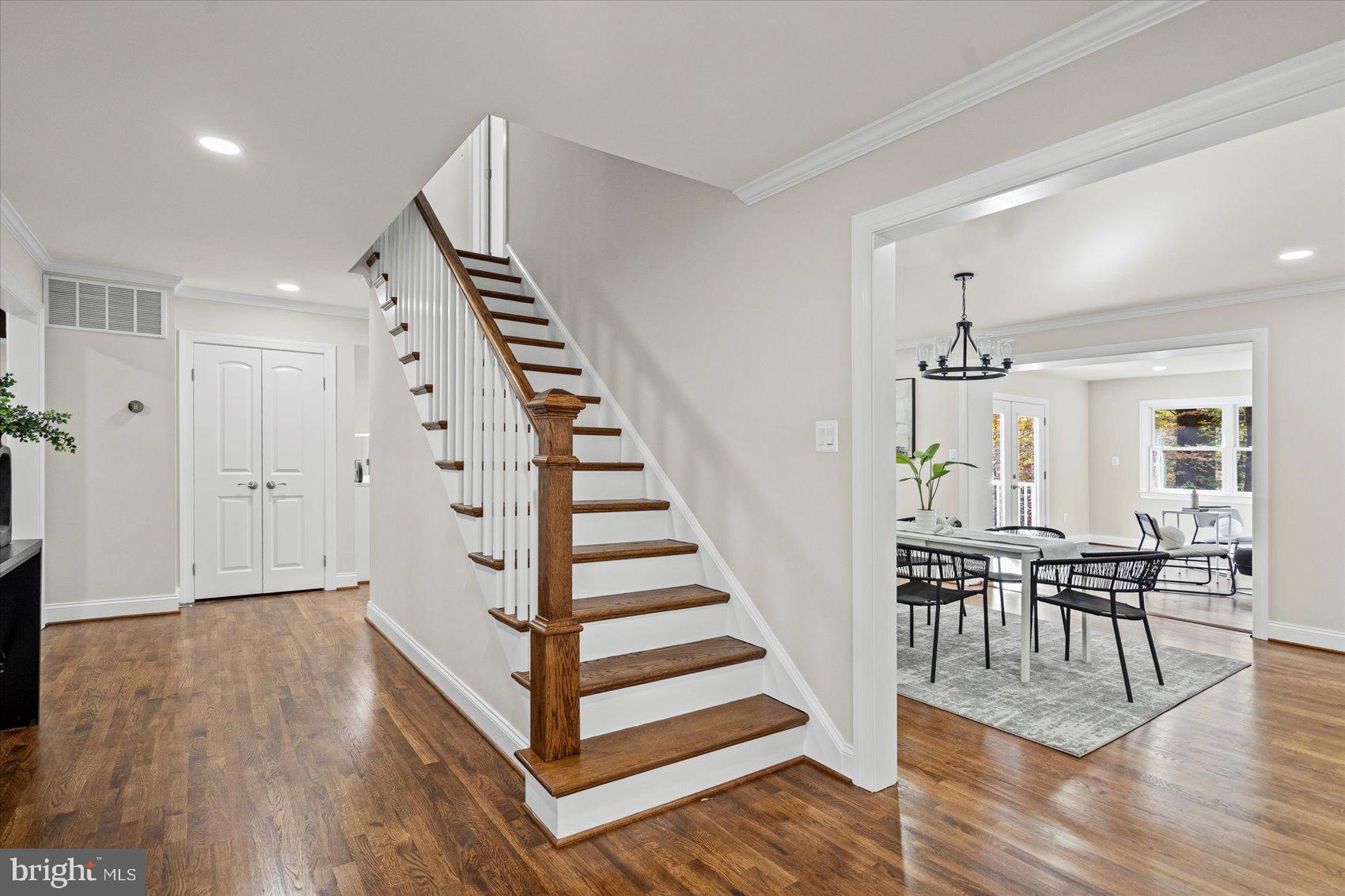 RIVER FALLS - Residential