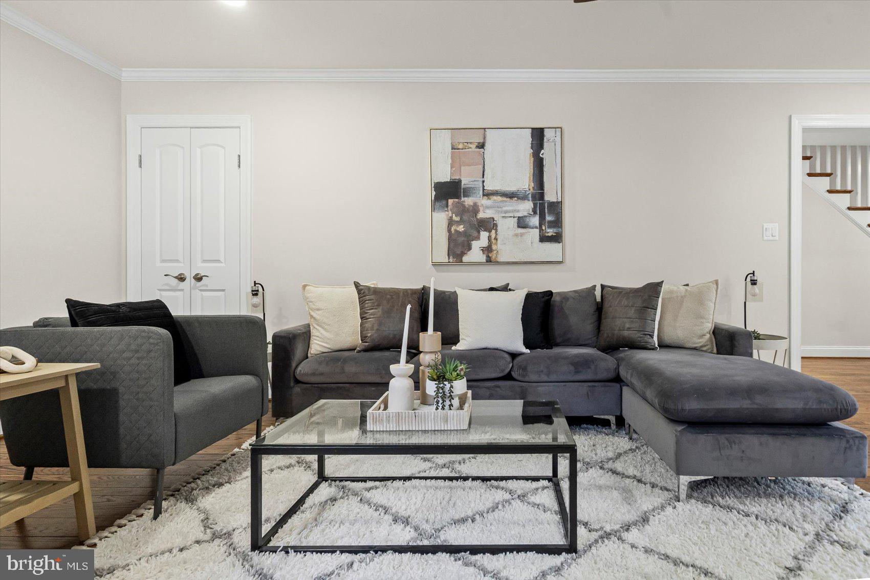 RIVER FALLS - Residential