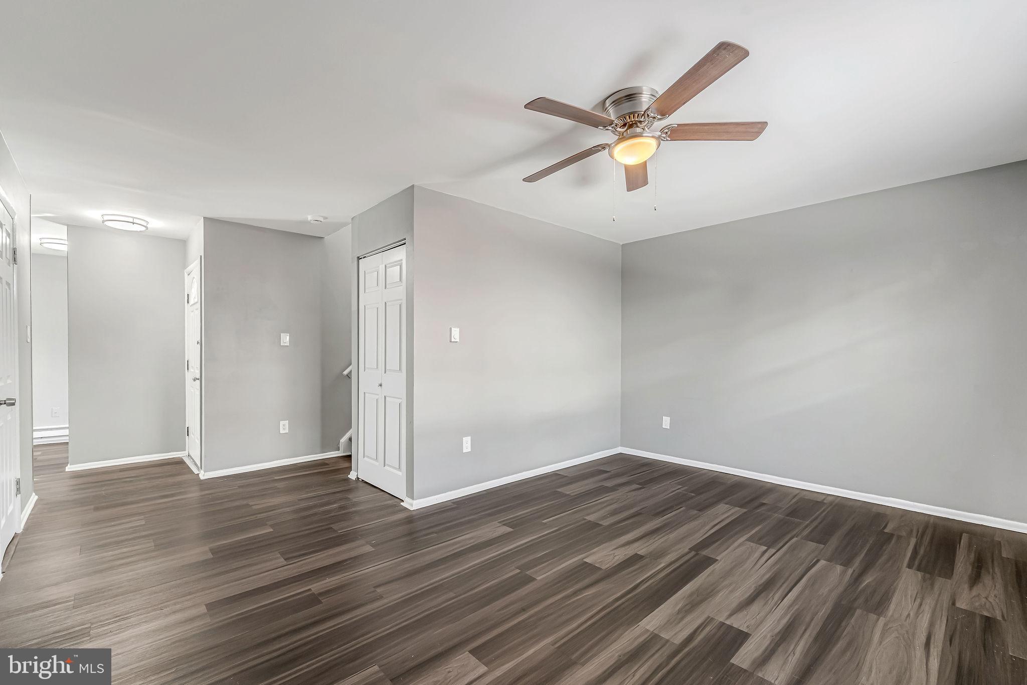 REVERE RUN - Residential