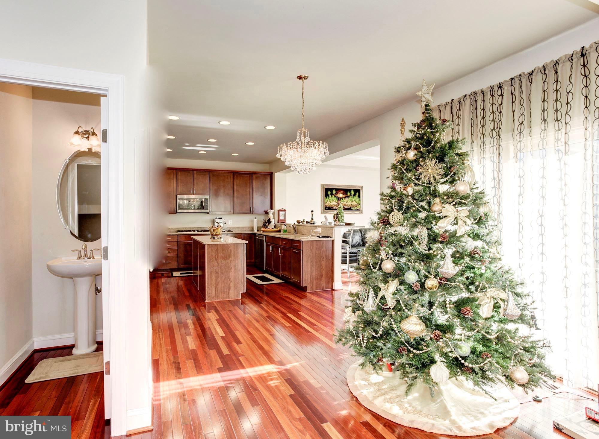 PORT POTOMAC - Residential