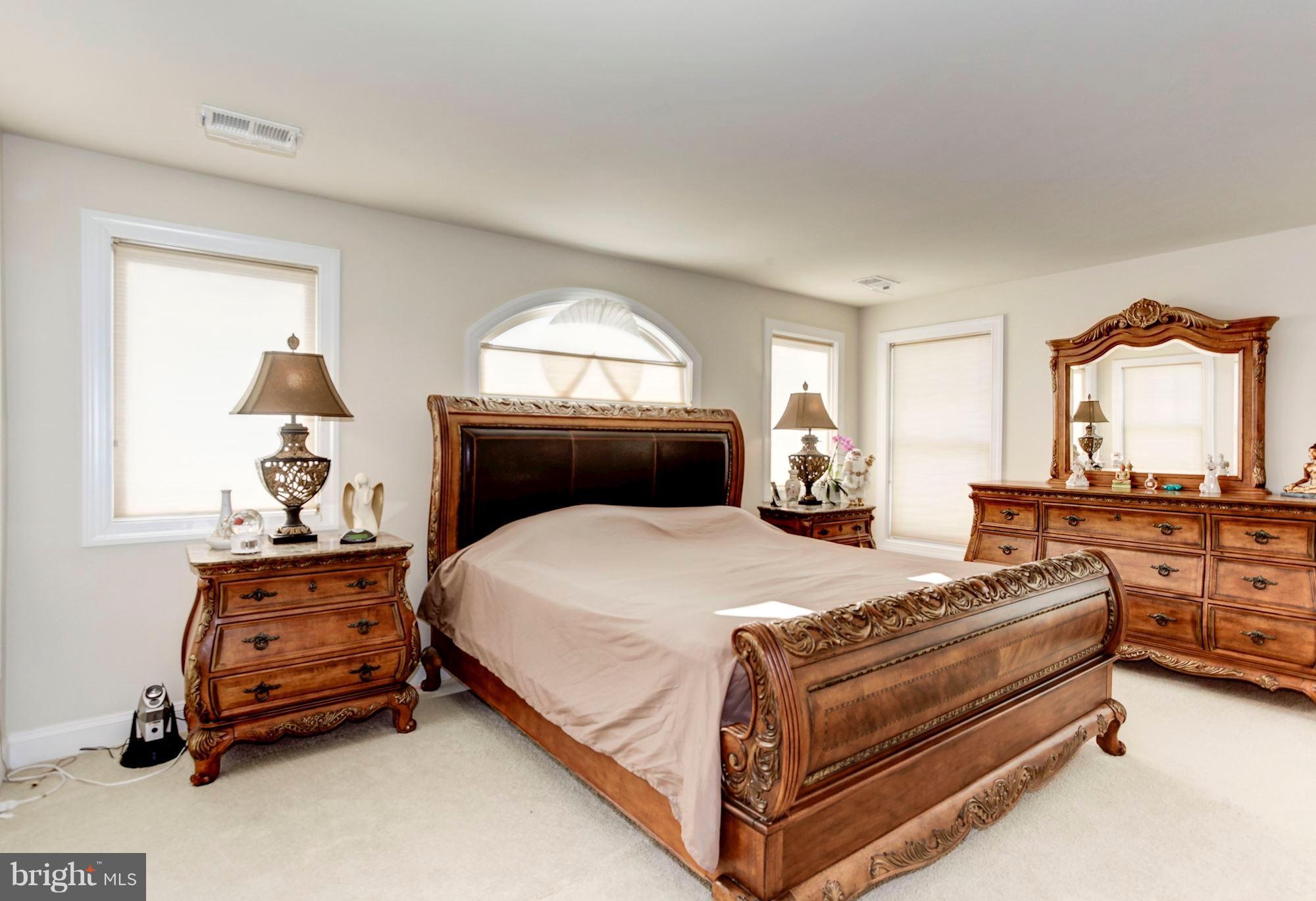 PORT POTOMAC - Residential