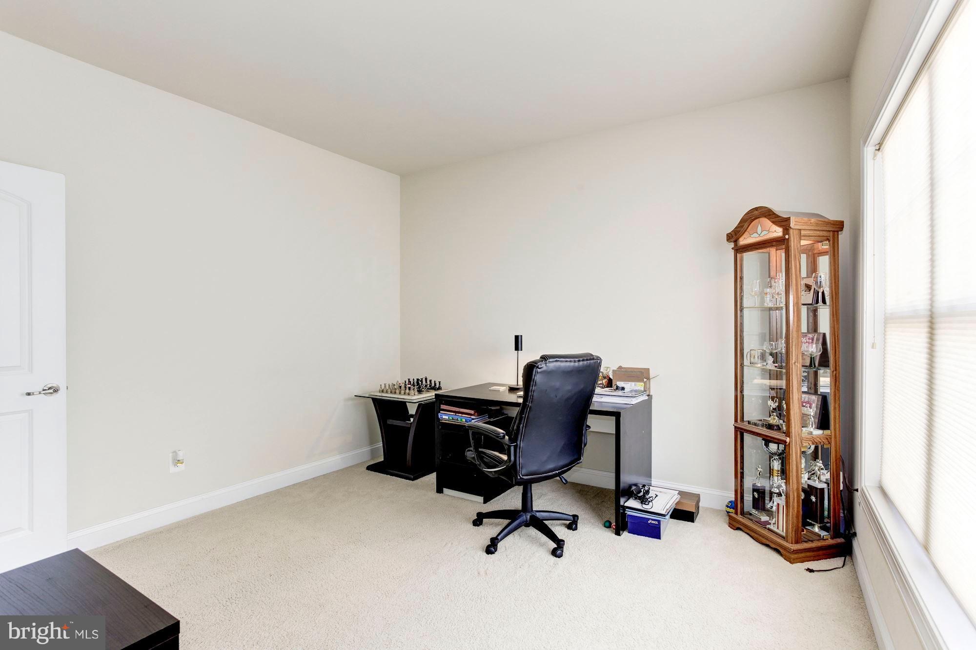 PORT POTOMAC - Residential