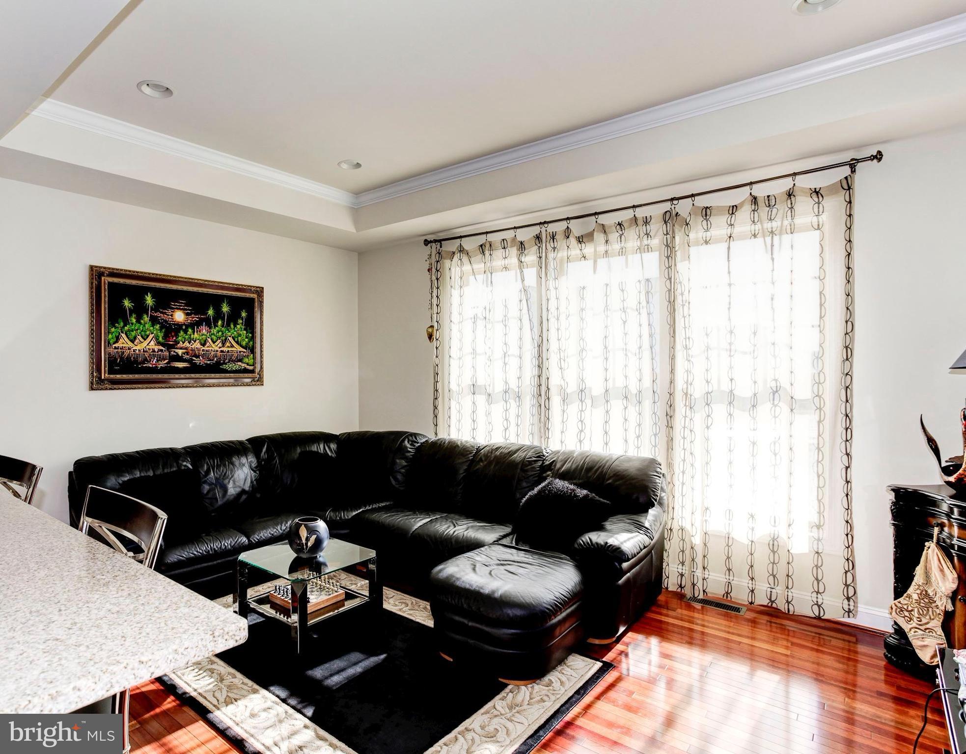 PORT POTOMAC - Residential