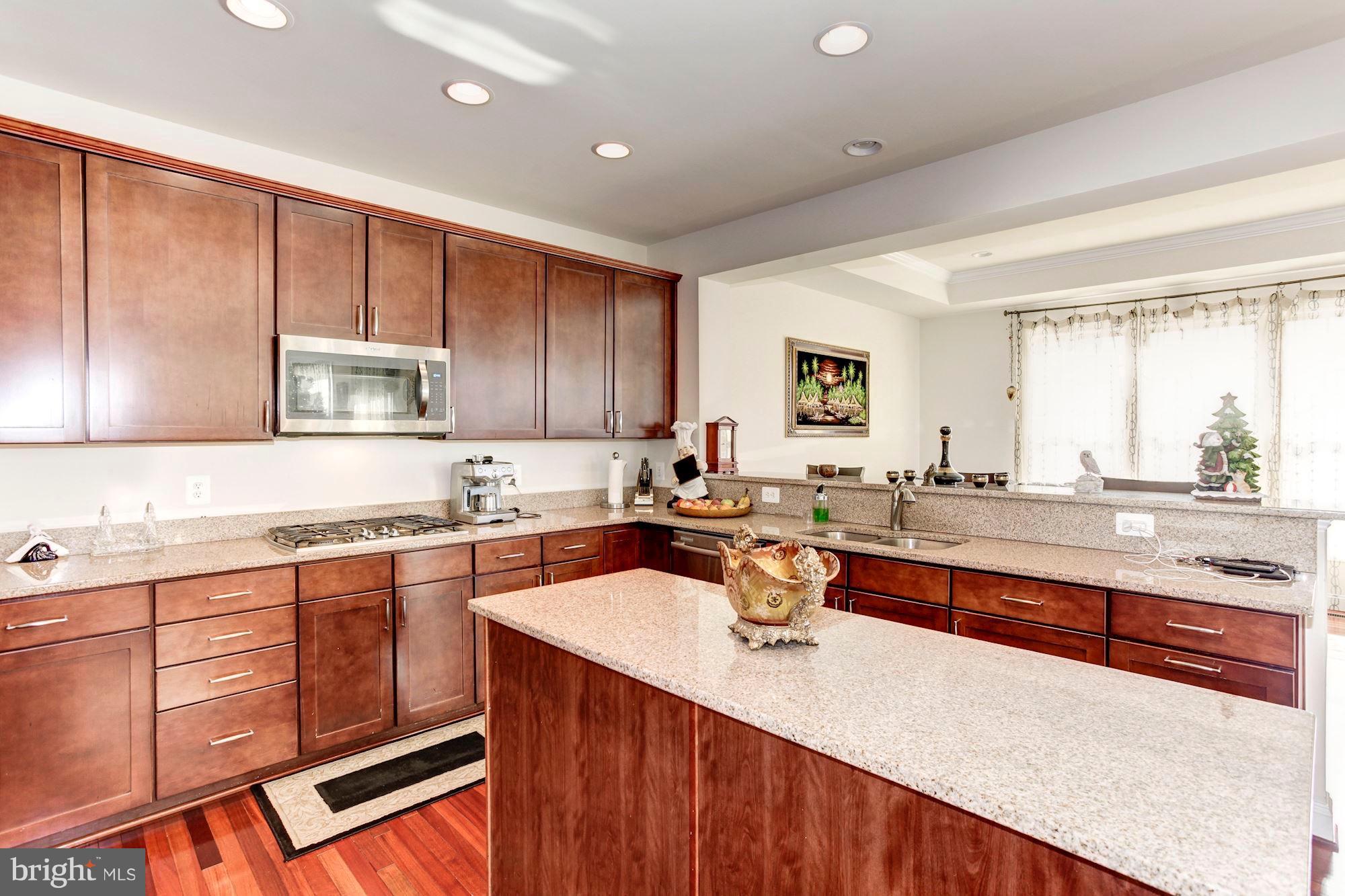 PORT POTOMAC - Residential