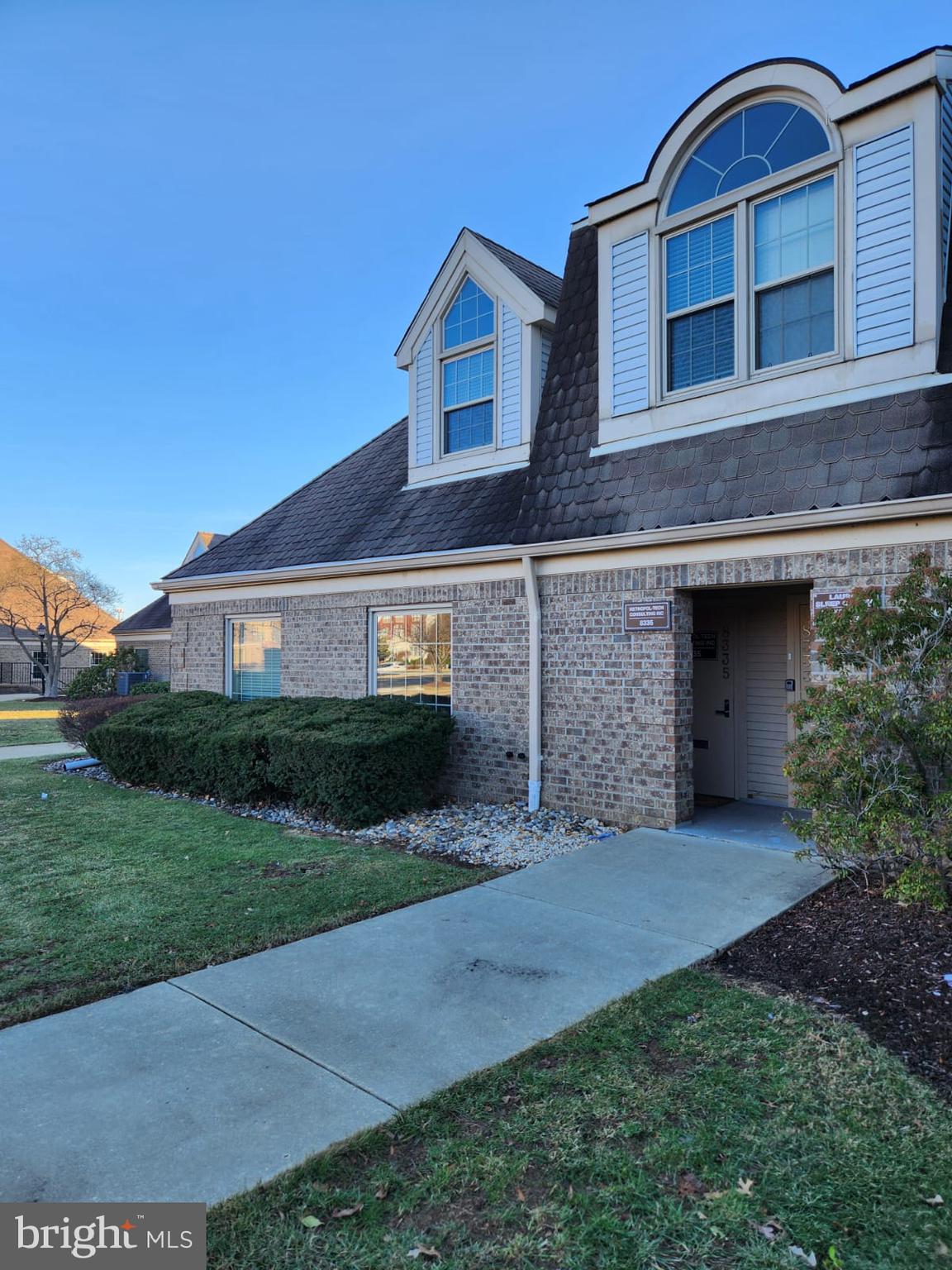 8335 CHERRY LANE 16