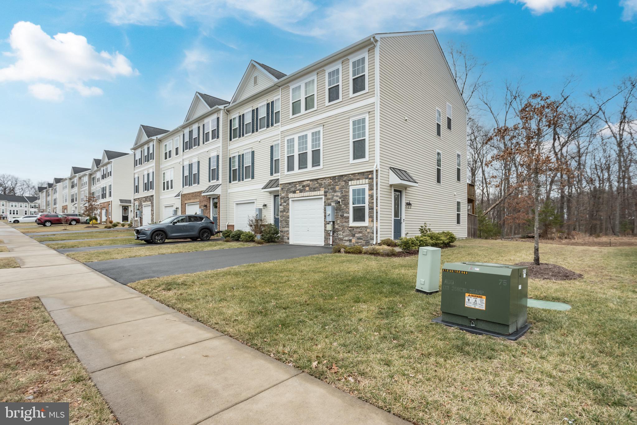 FIELDSTONE - Residential Lease