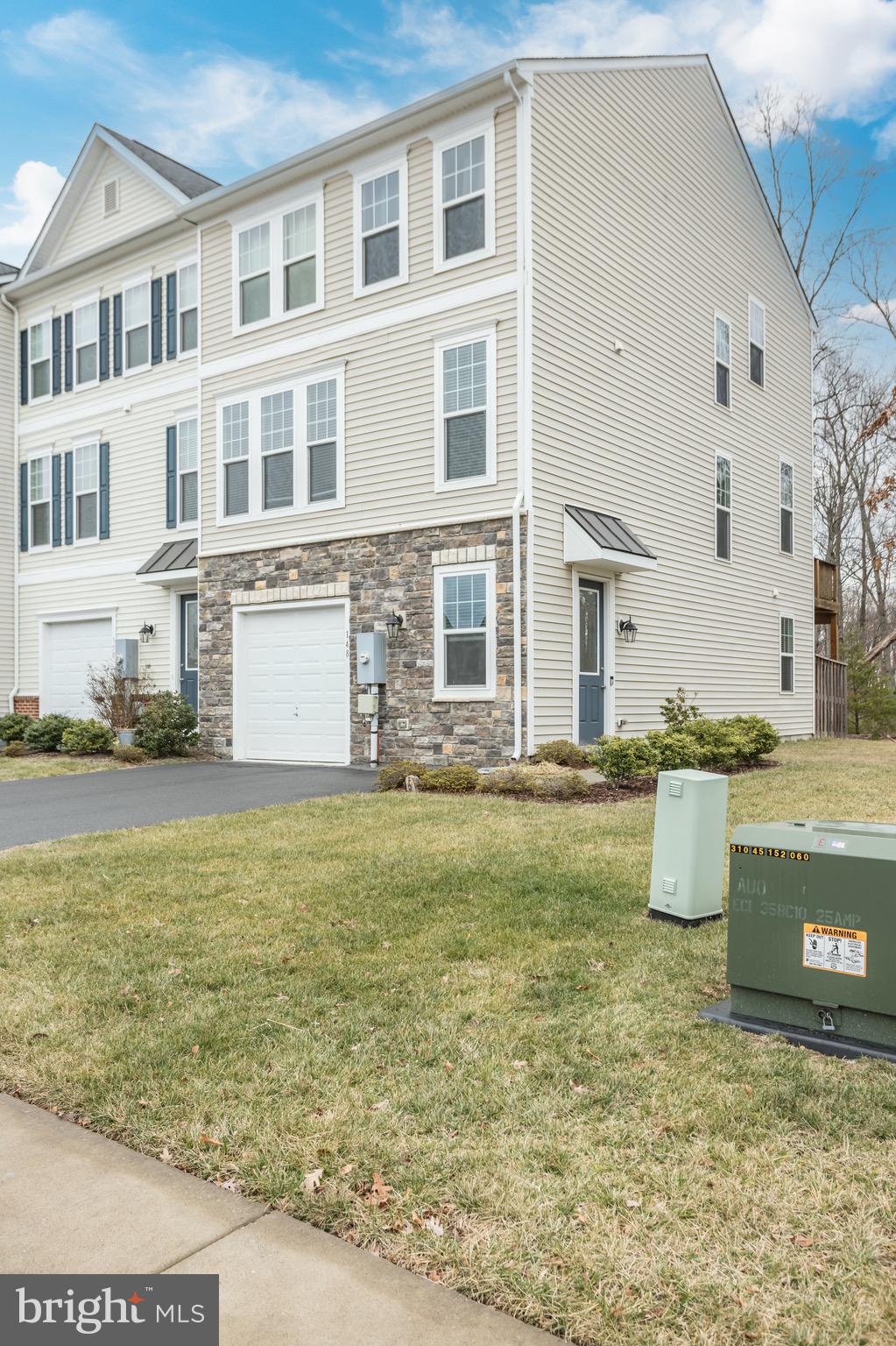 FIELDSTONE - Residential Lease