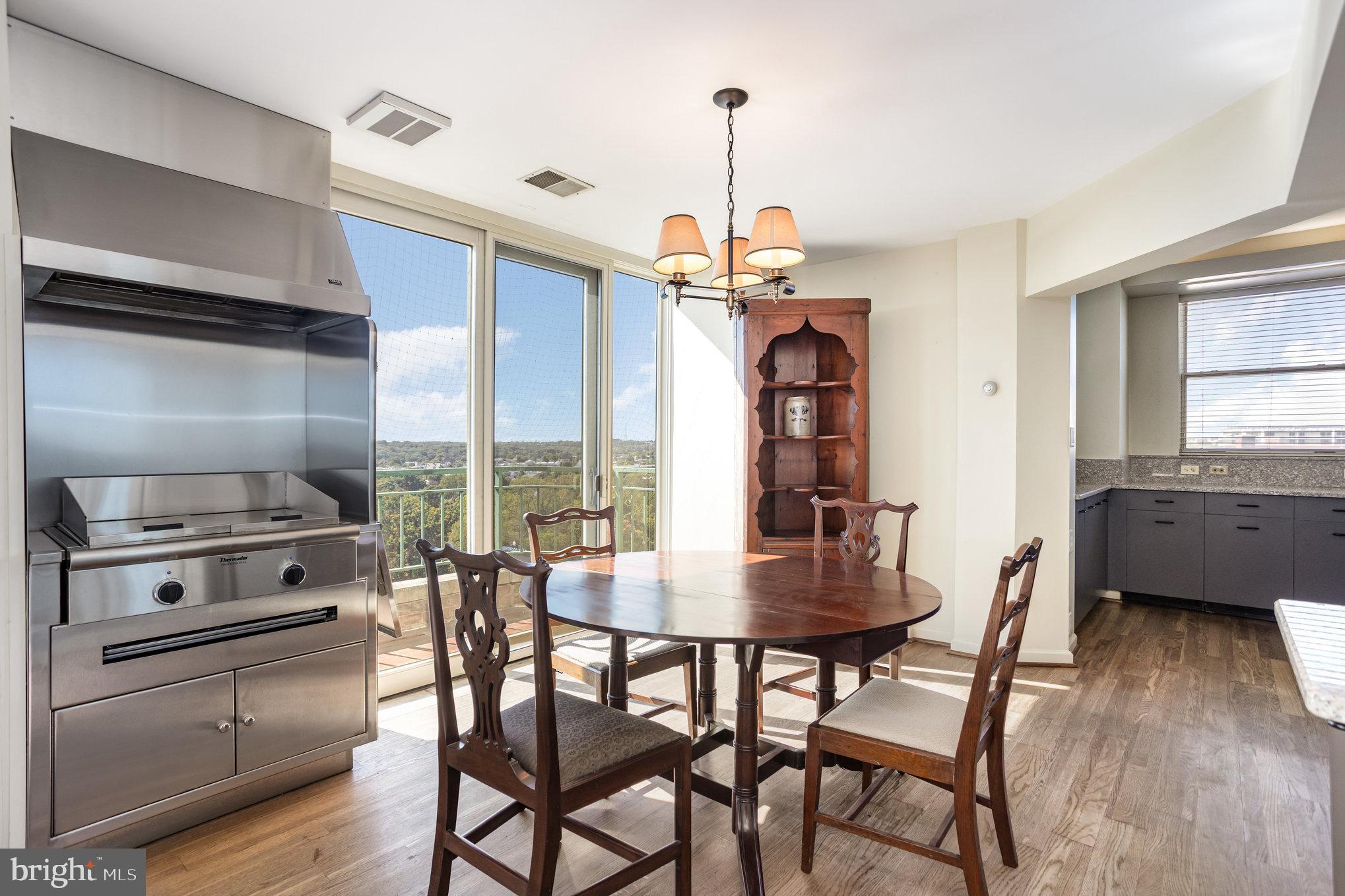 RESIDENCES AT THE COLONNADE - Residential