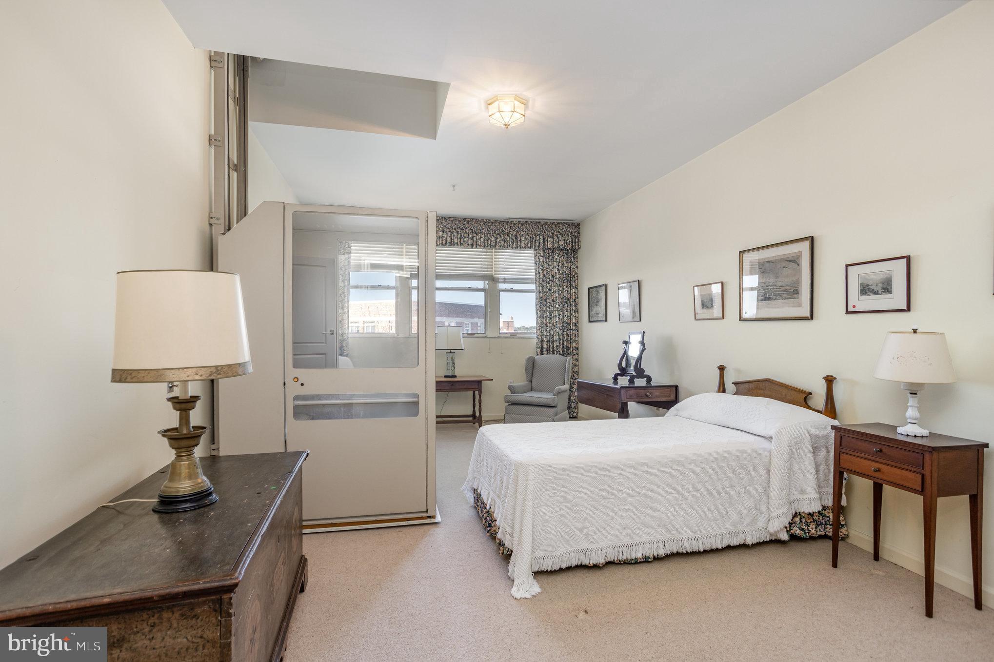 RESIDENCES AT THE COLONNADE - Residential