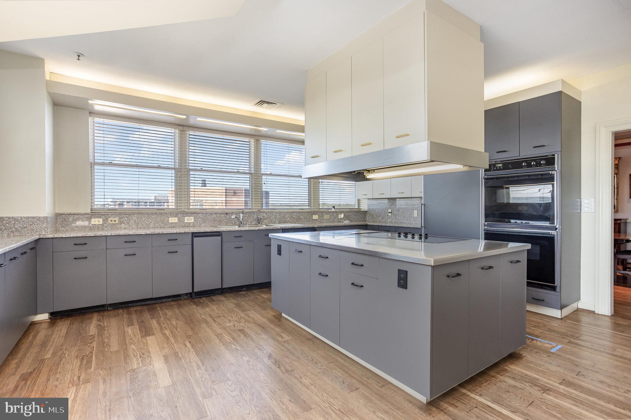 RESIDENCES AT THE COLONNADE - Residential