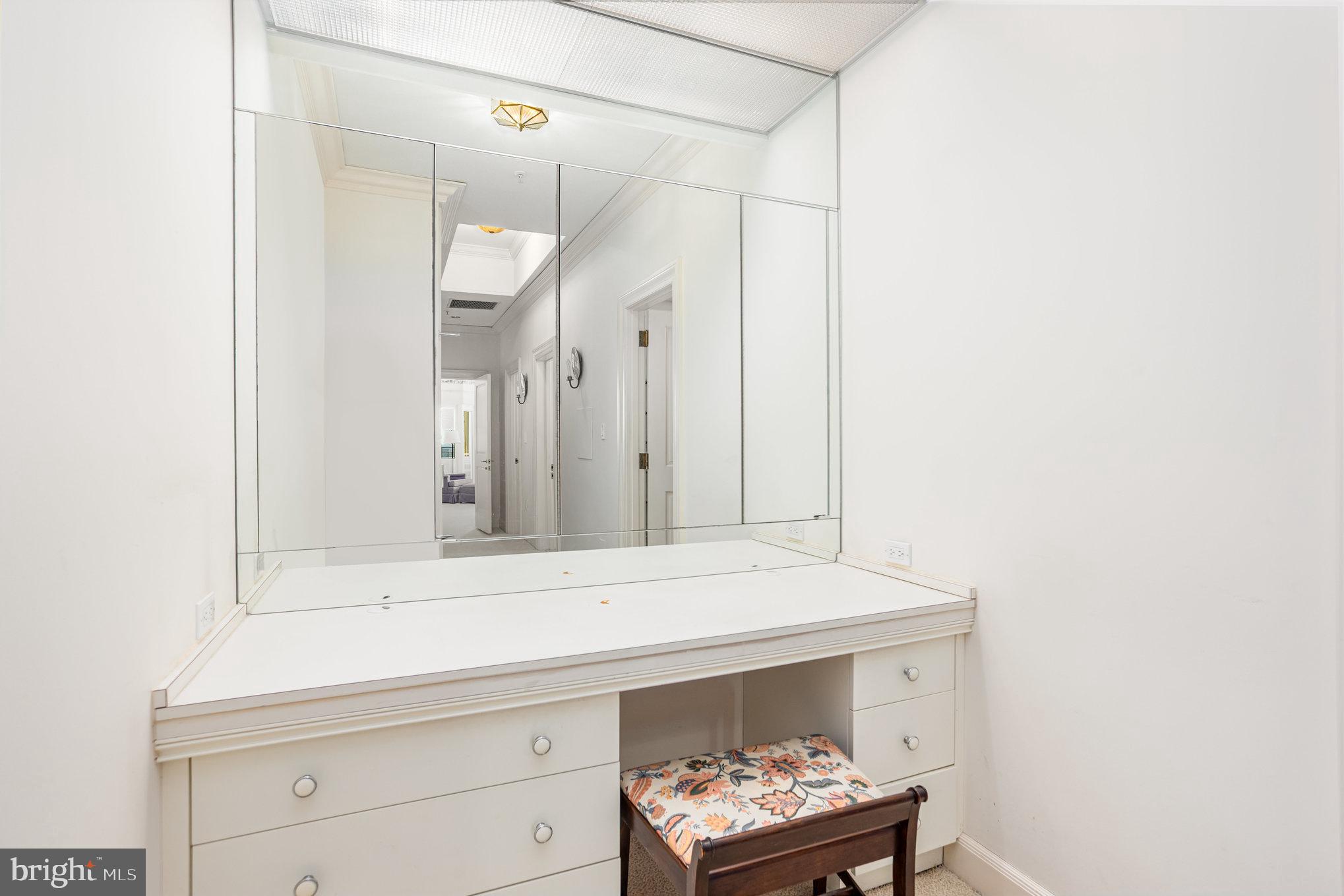 RESIDENCES AT THE COLONNADE - Residential