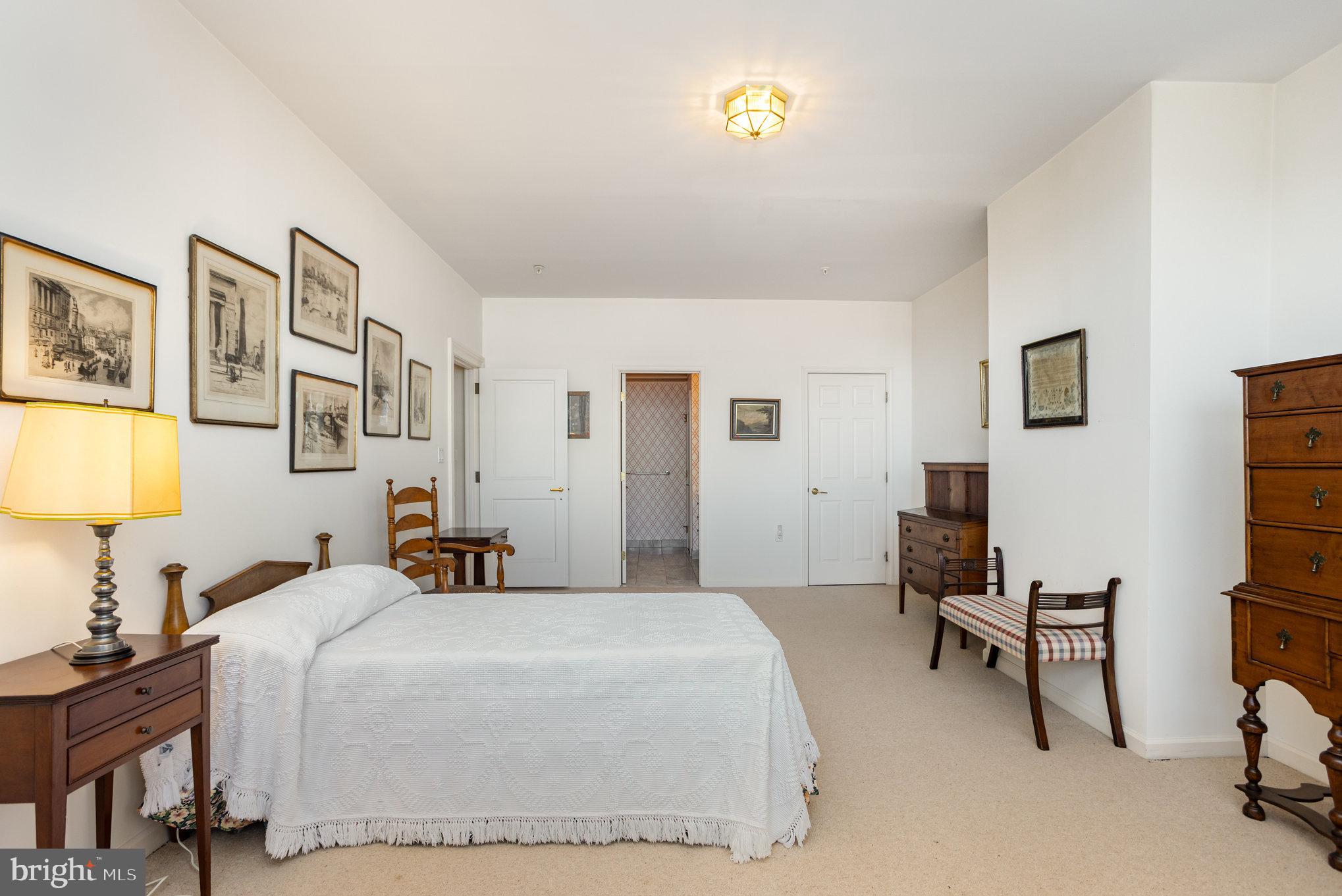RESIDENCES AT THE COLONNADE - Residential