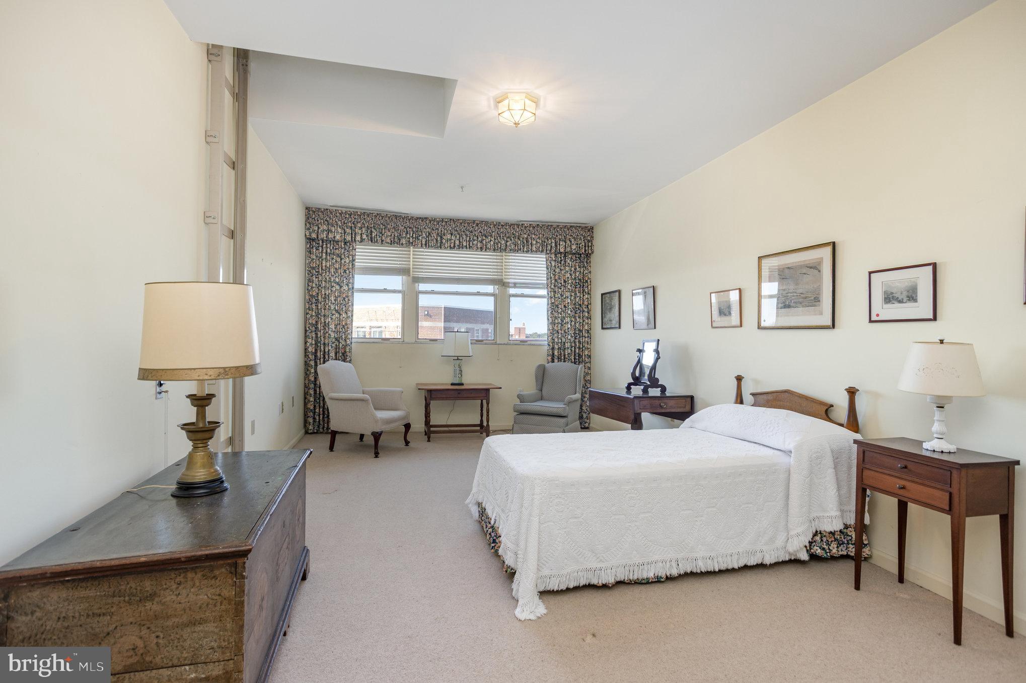 RESIDENCES AT THE COLONNADE - Residential