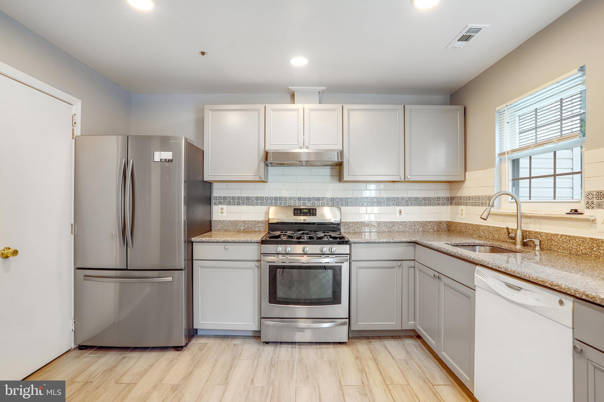 HADLEY FARMS - Residential