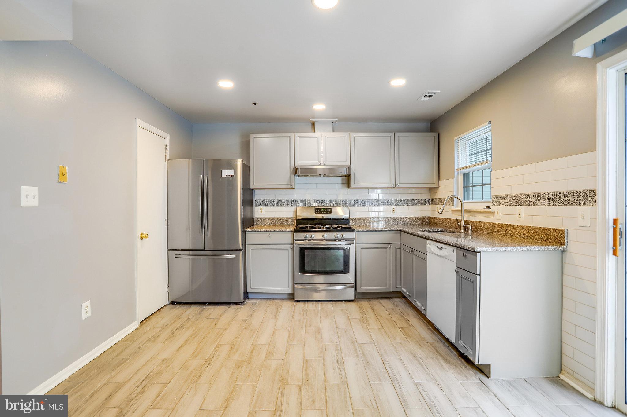 HADLEY FARMS - Residential