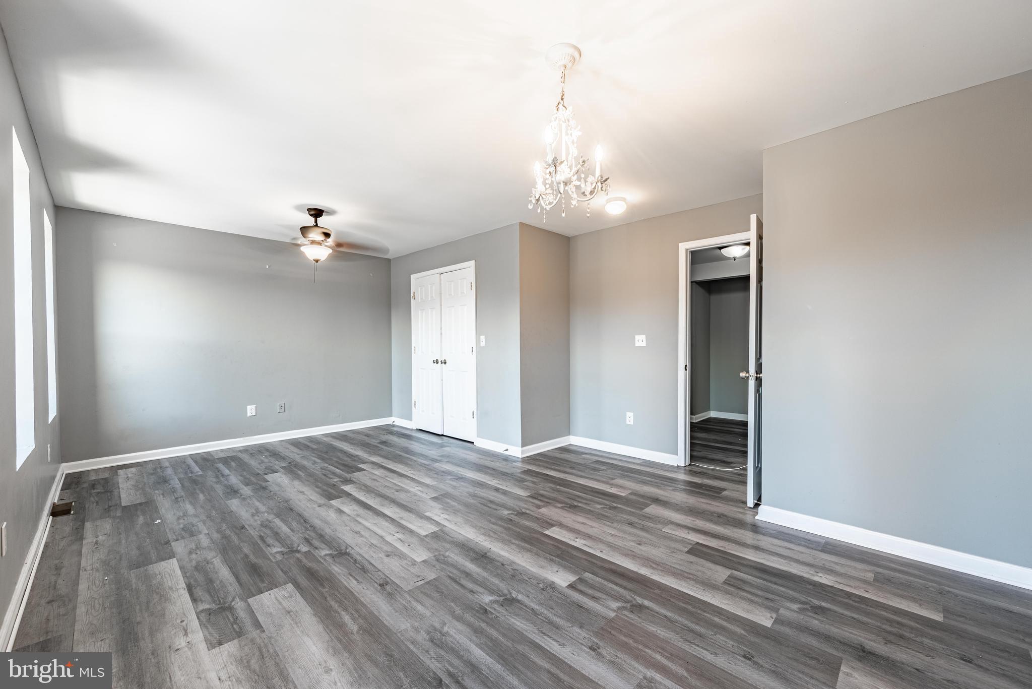 SANDTOWN-WINCHESTER - Residential