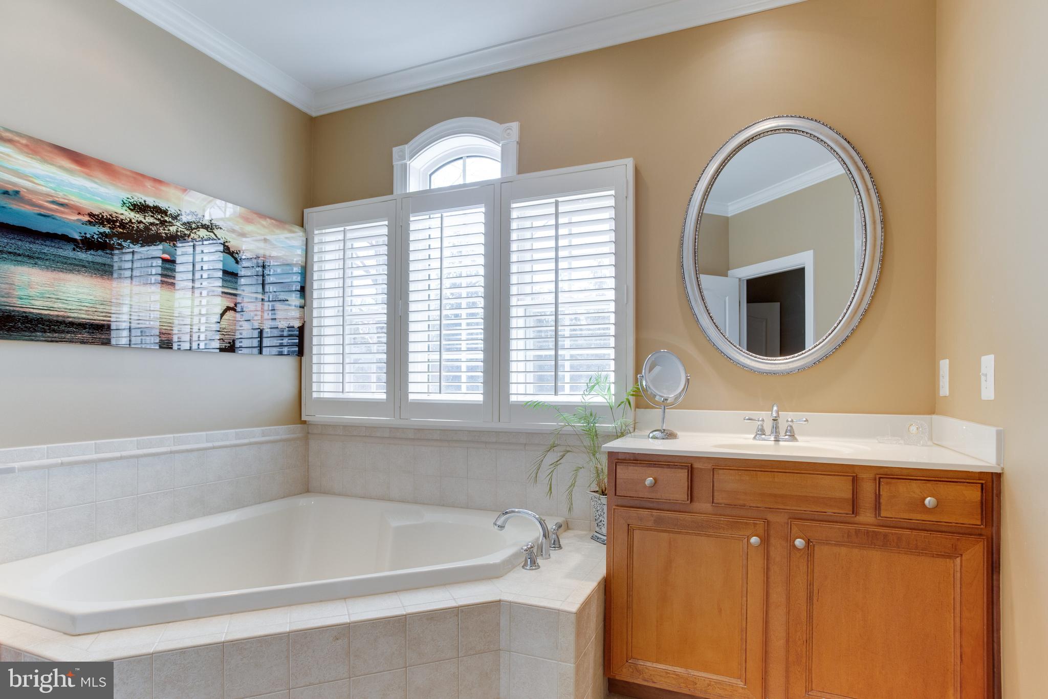 HOMEPORT FARM - Residential