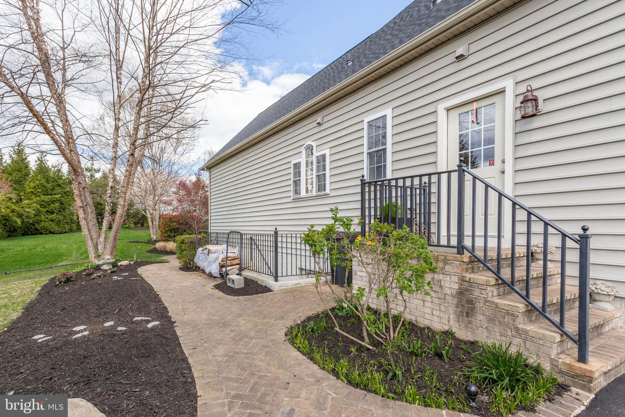 HOMEPORT FARM - Residential