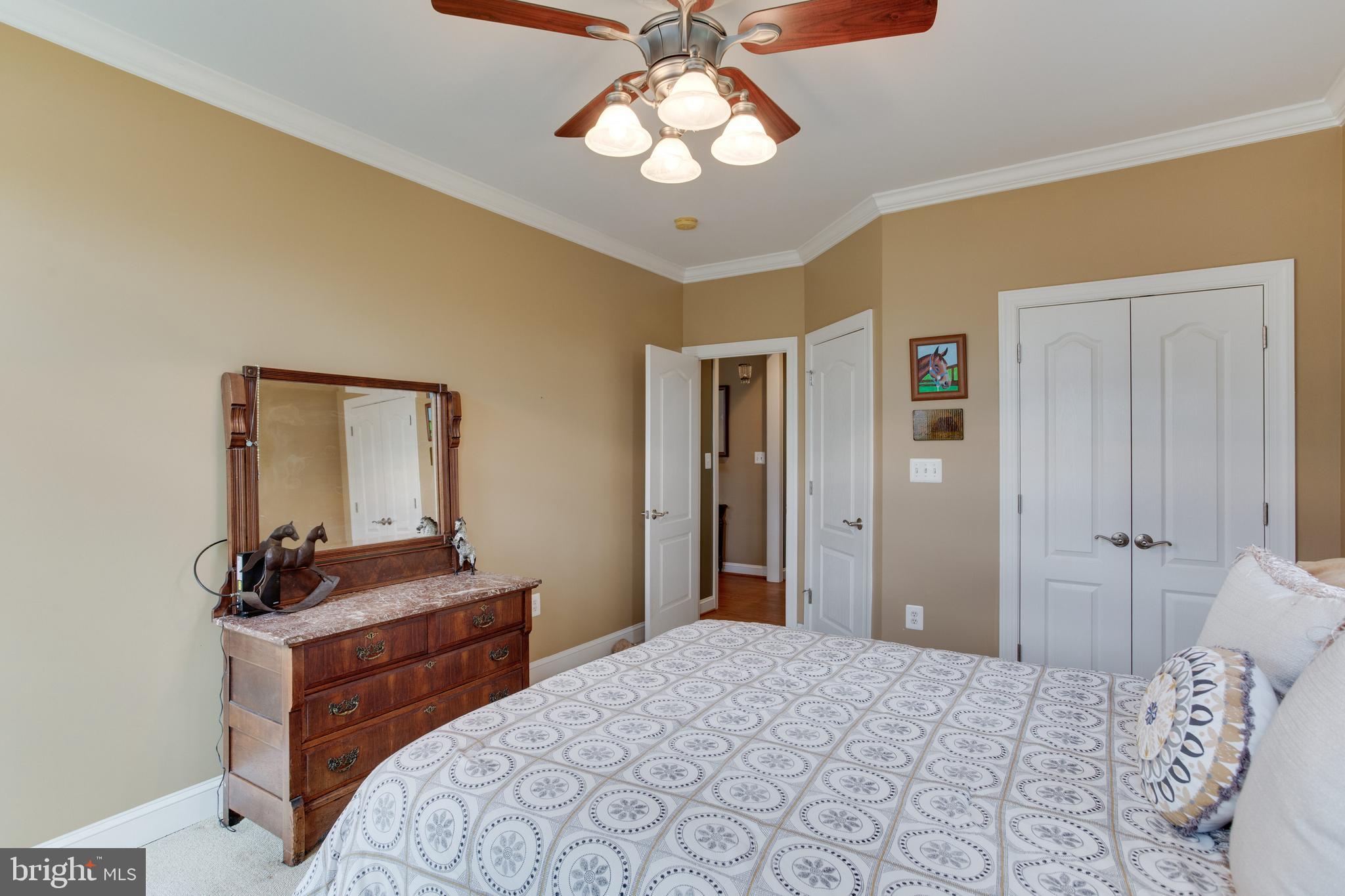 HOMEPORT FARM - Residential