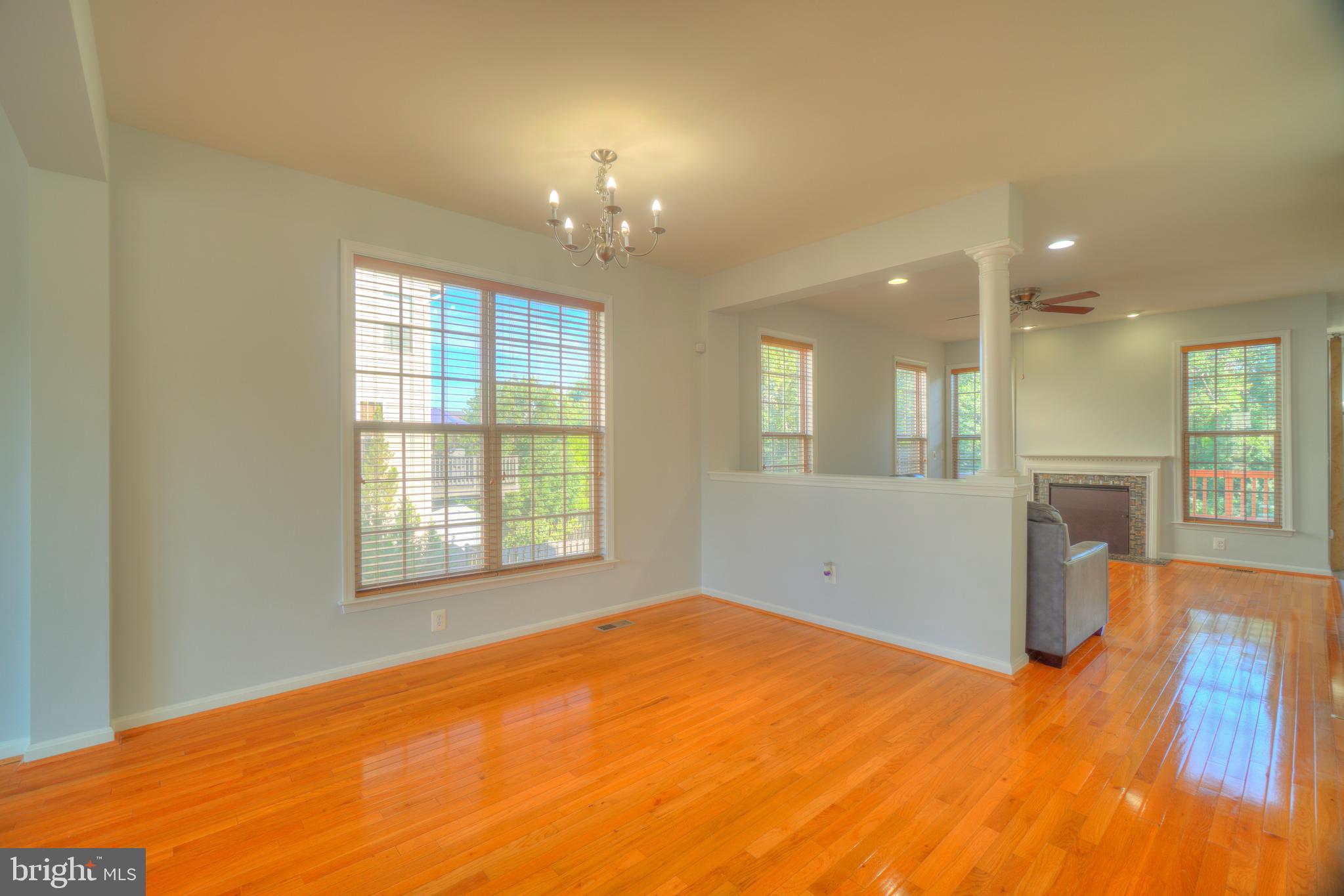 ALEXANDERS CHASE - Residential