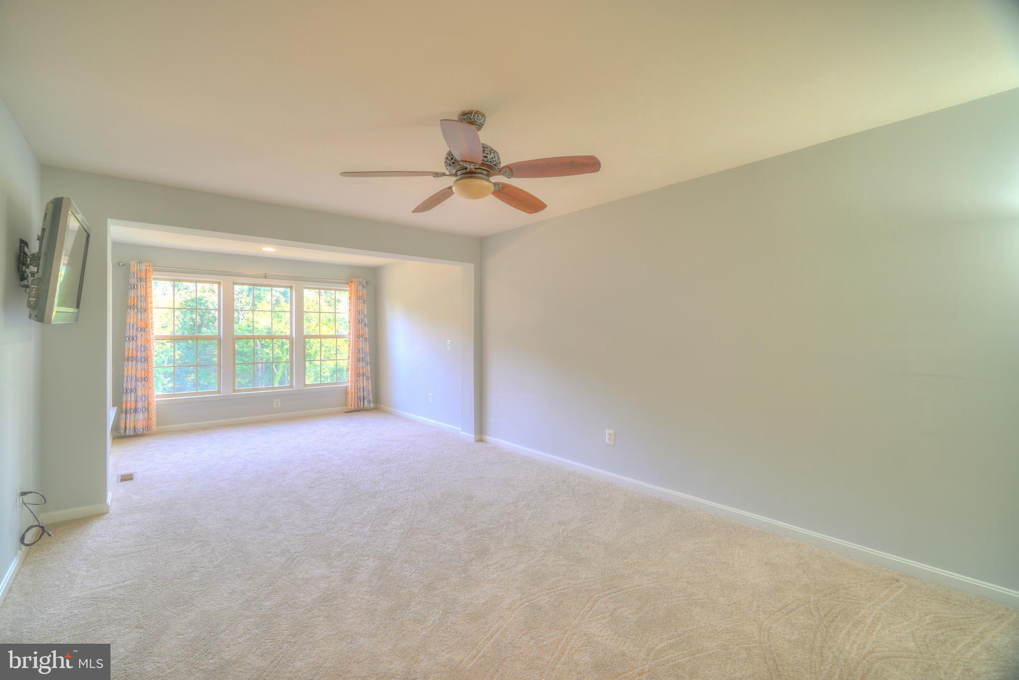 ALEXANDERS CHASE - Residential