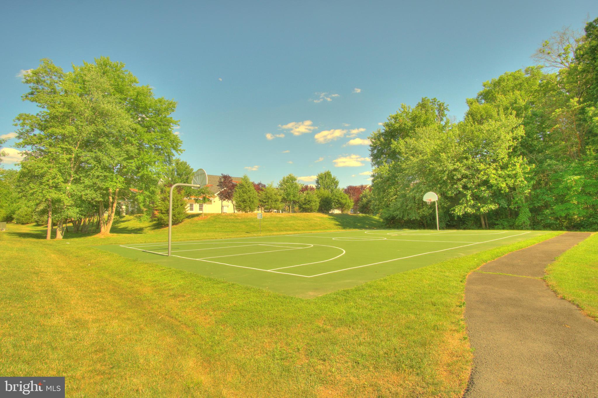 ALEXANDERS CHASE - Residential