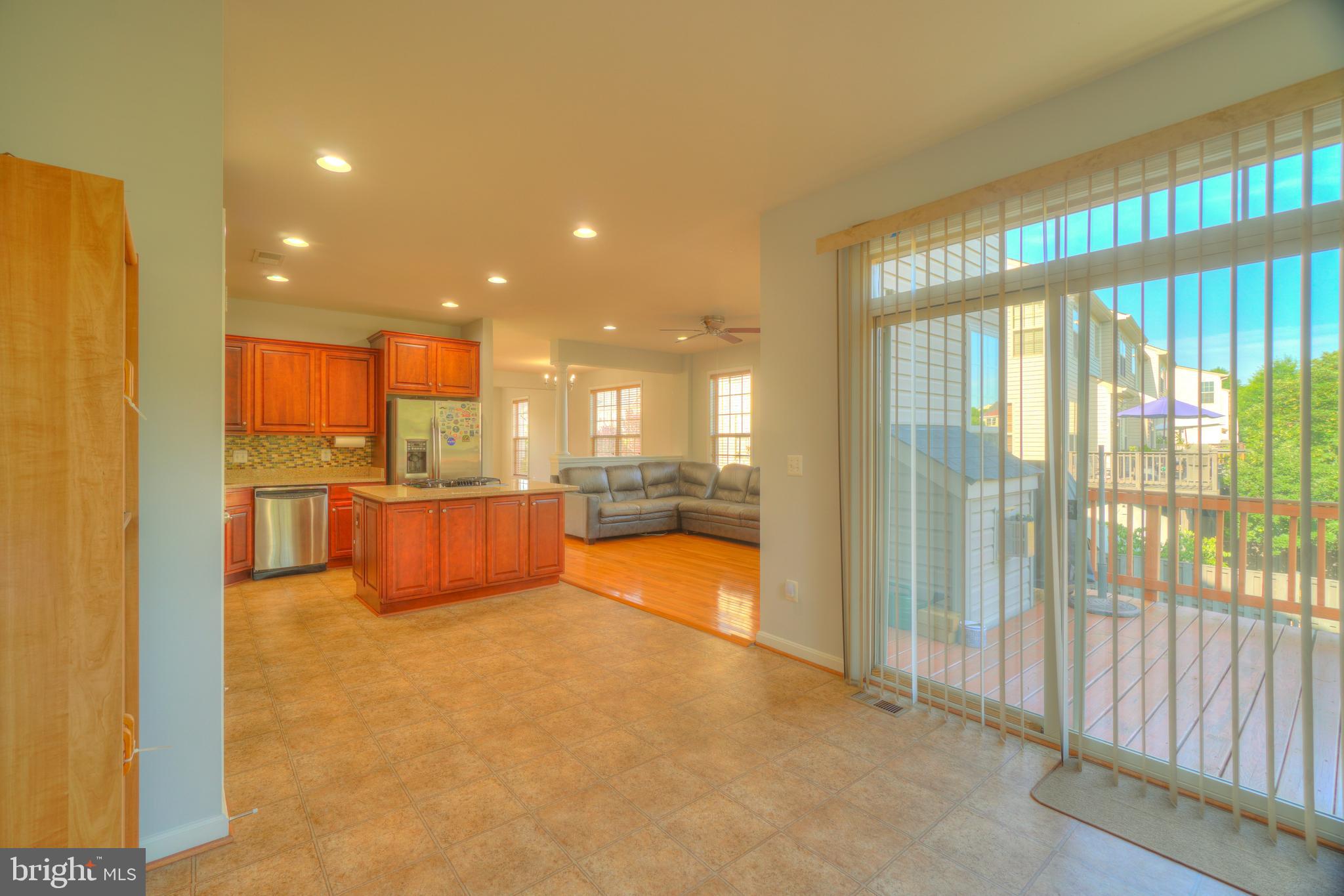 ALEXANDERS CHASE - Residential