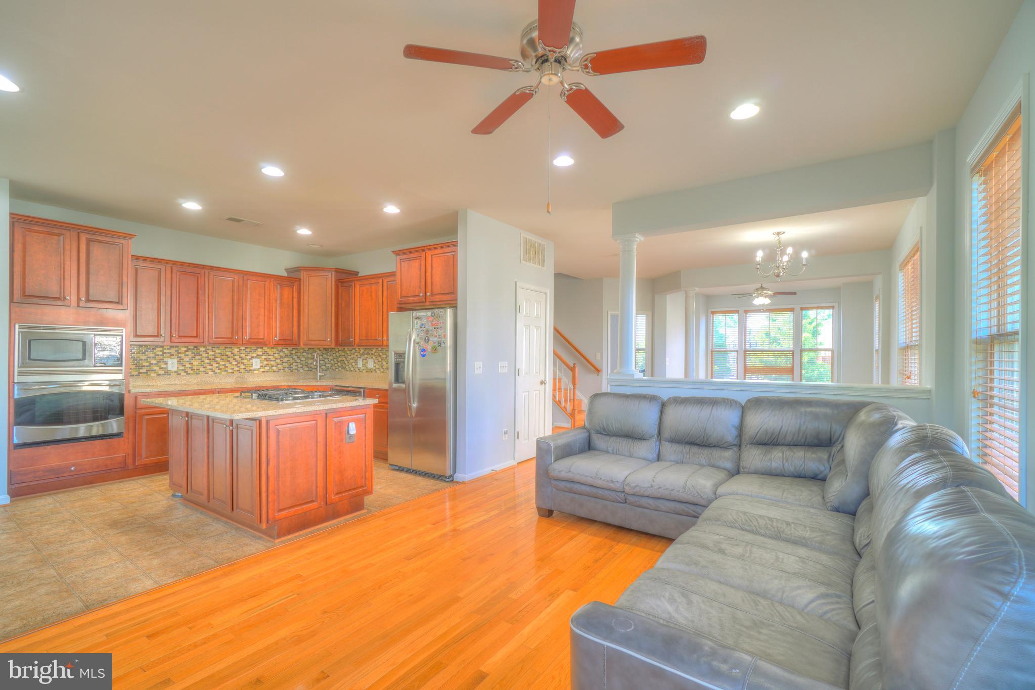 ALEXANDERS CHASE - Residential