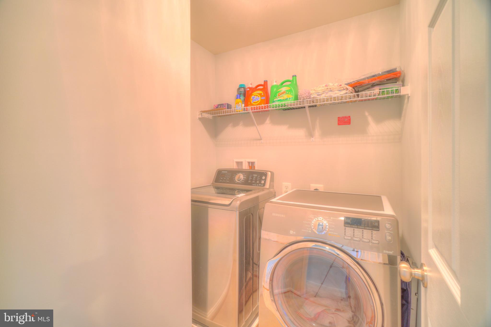 ALEXANDERS CHASE - Residential