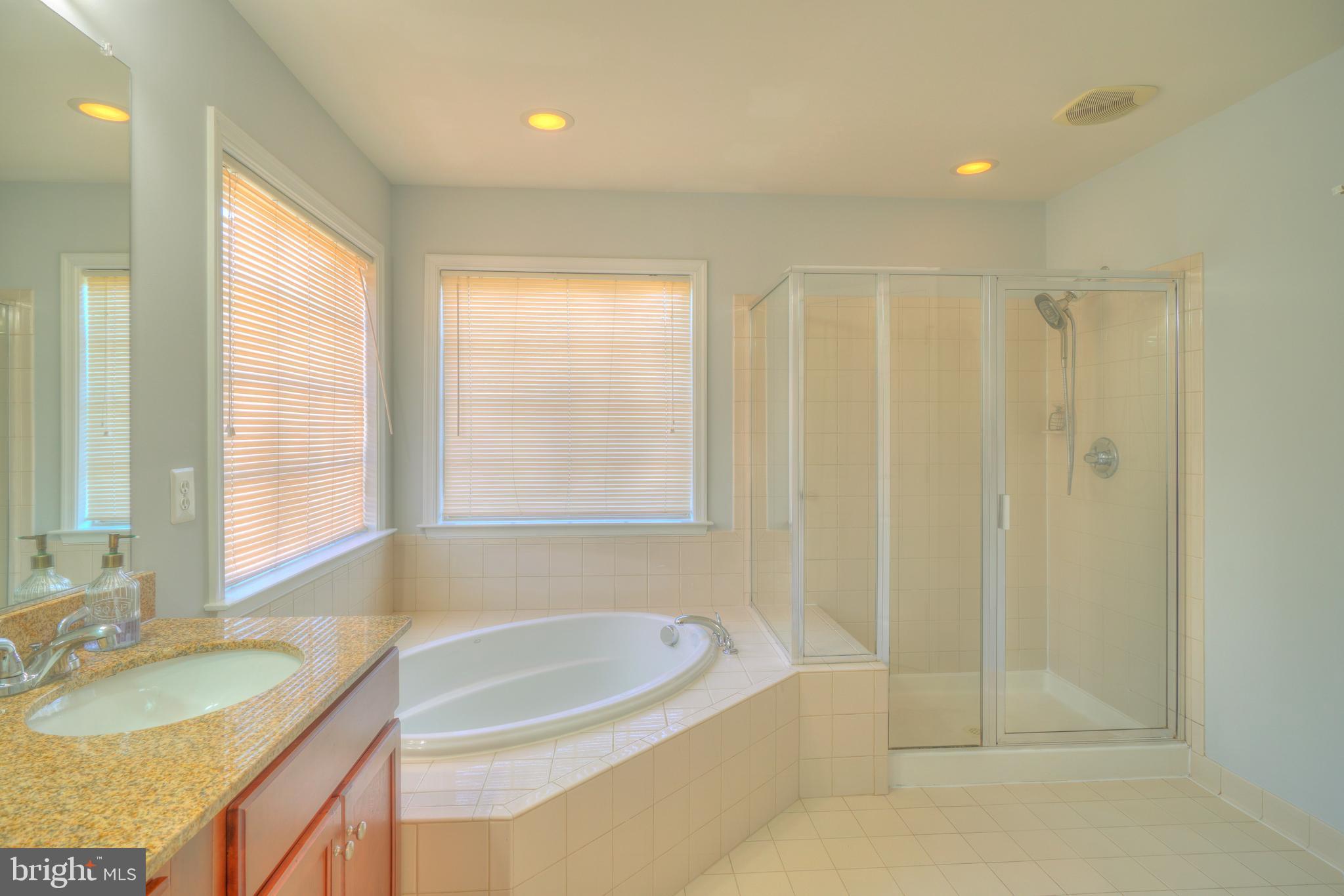 ALEXANDERS CHASE - Residential