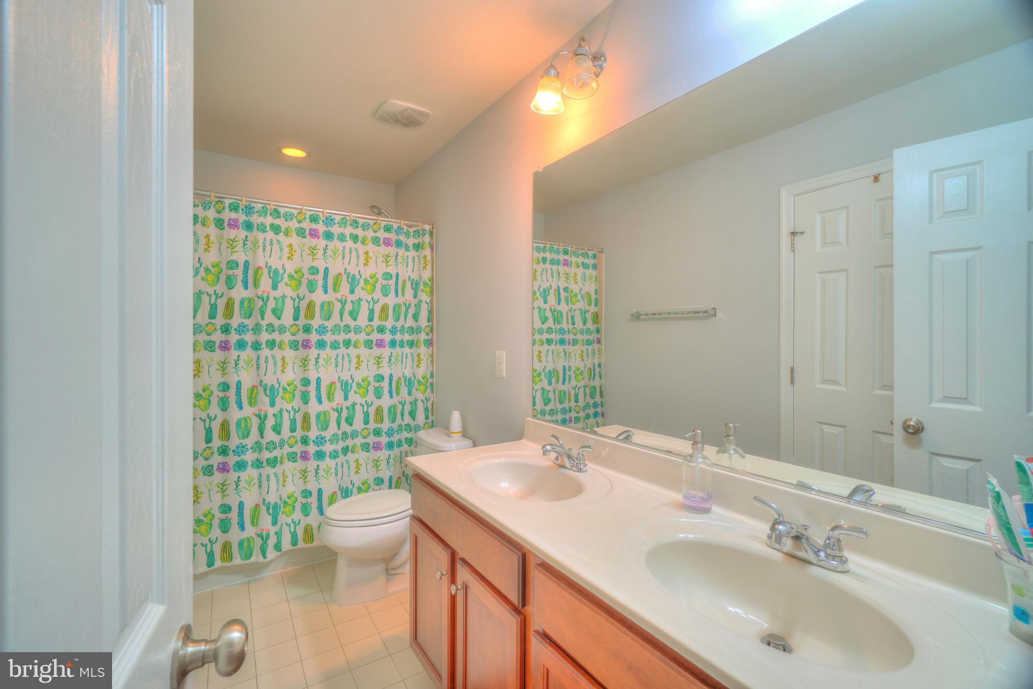 ALEXANDERS CHASE - Residential