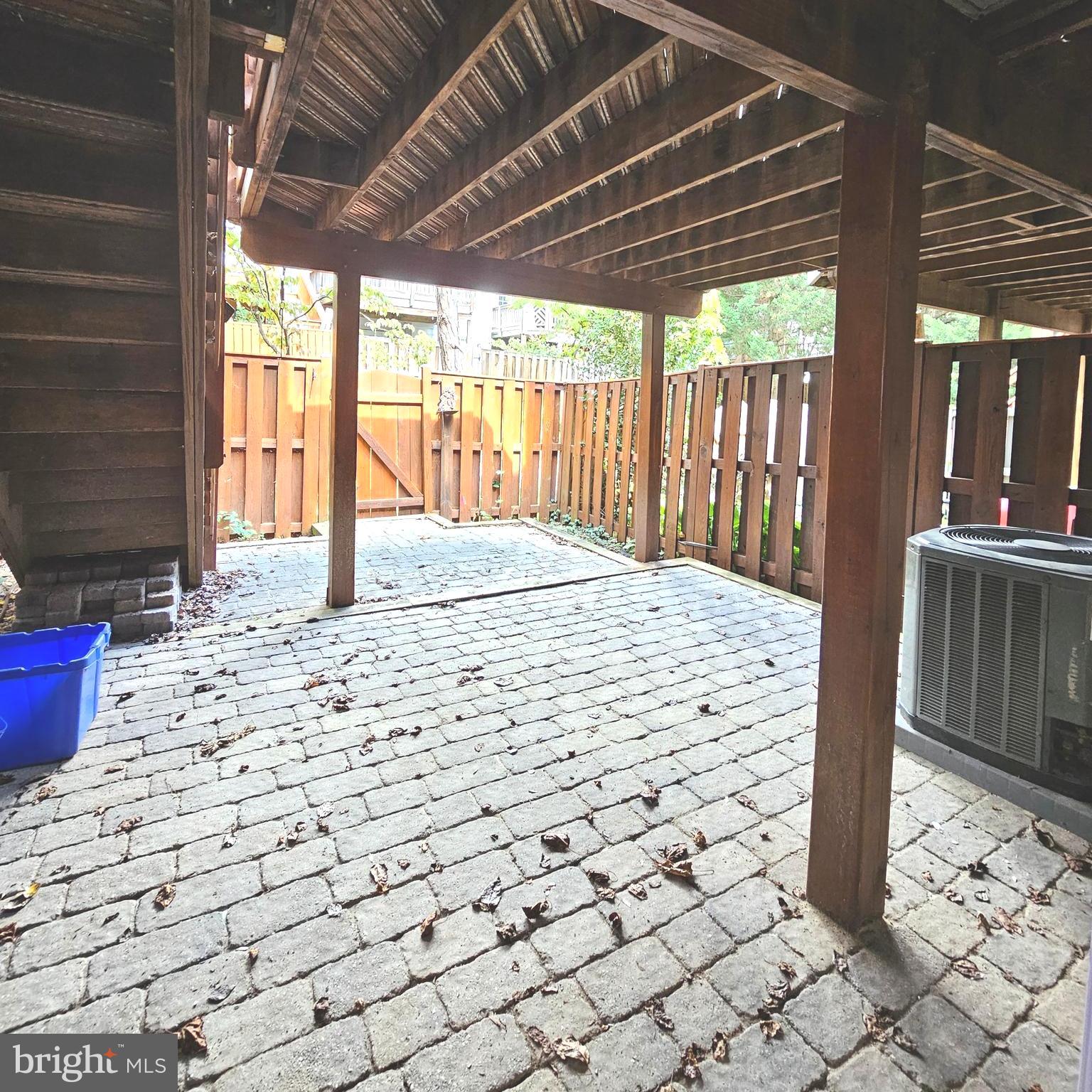 PINECREST - Residential Lease