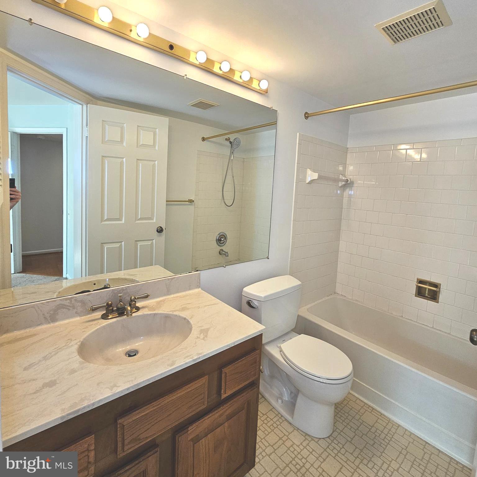 PINECREST - Residential Lease