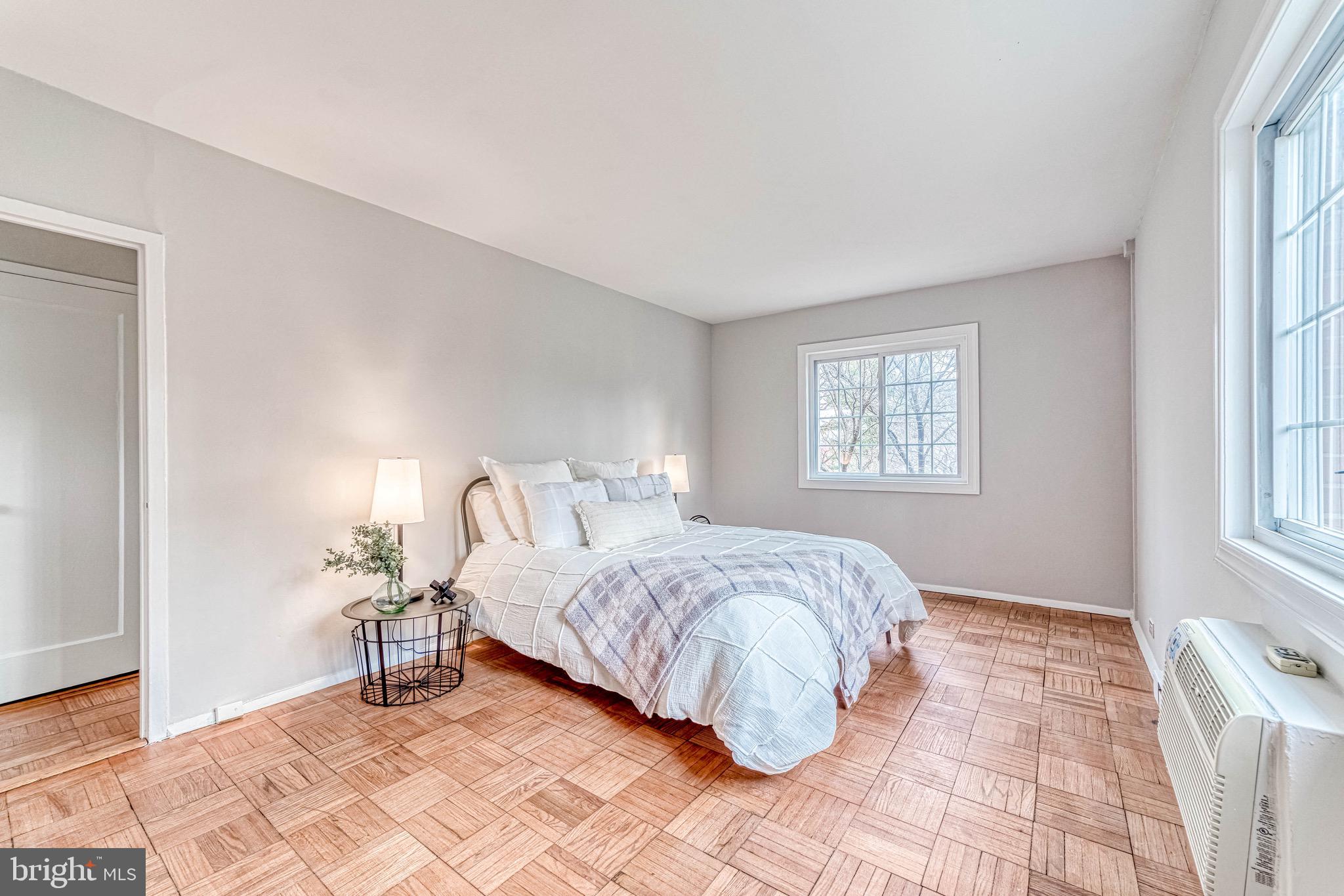 PARKFAIRFAX - Residential