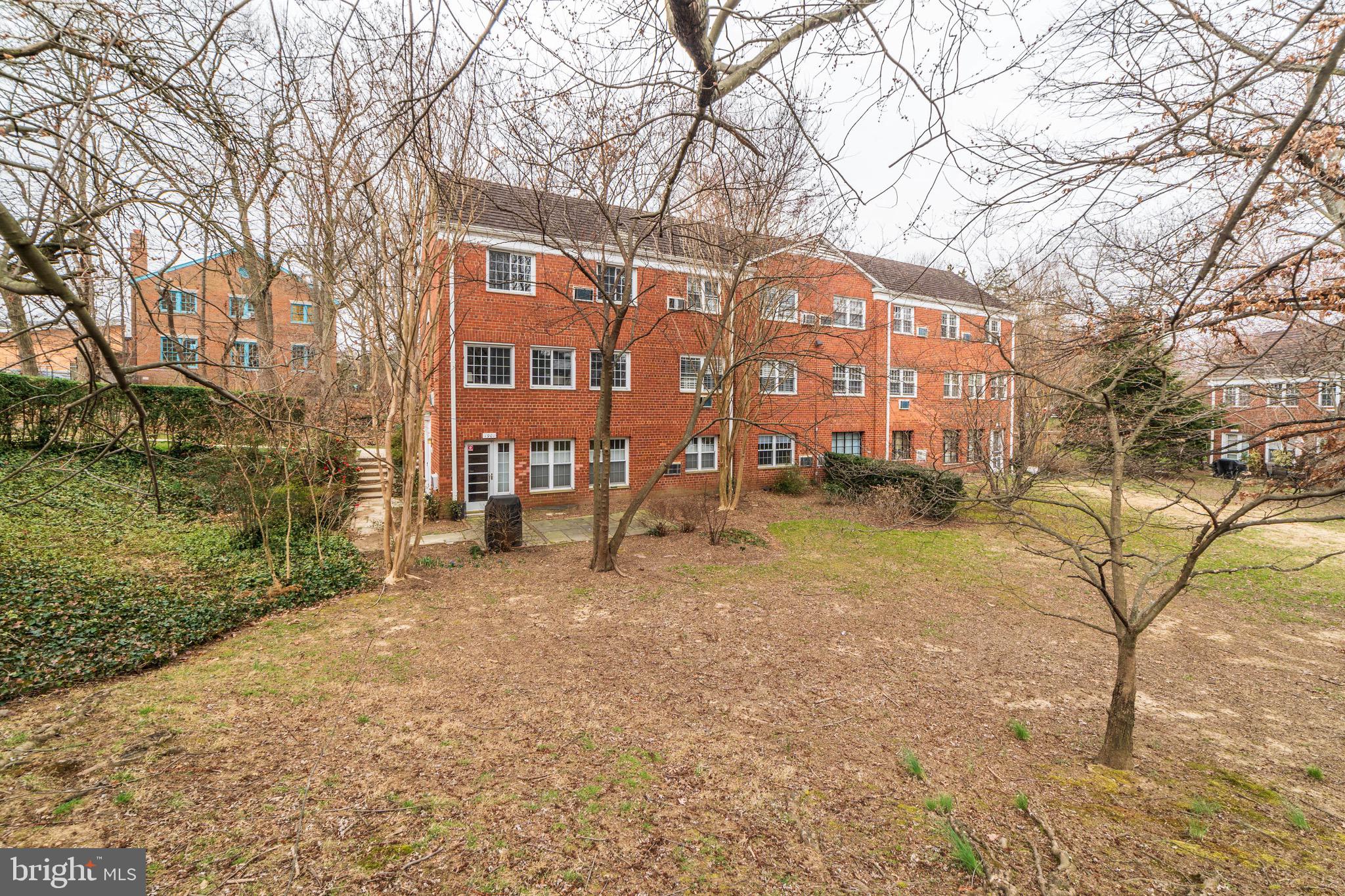 PARKFAIRFAX - Residential