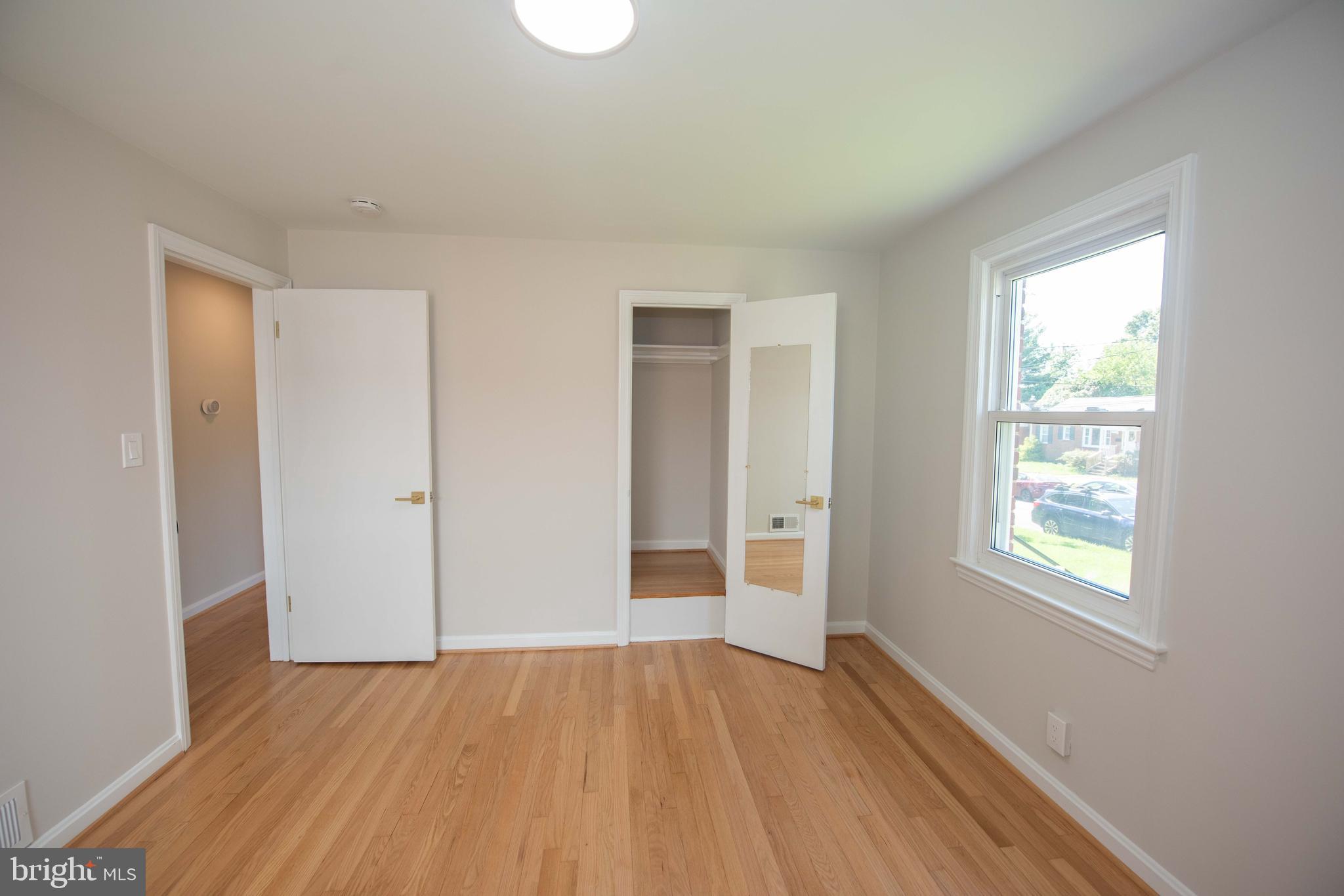 HOLLYWOOD - Residential Lease