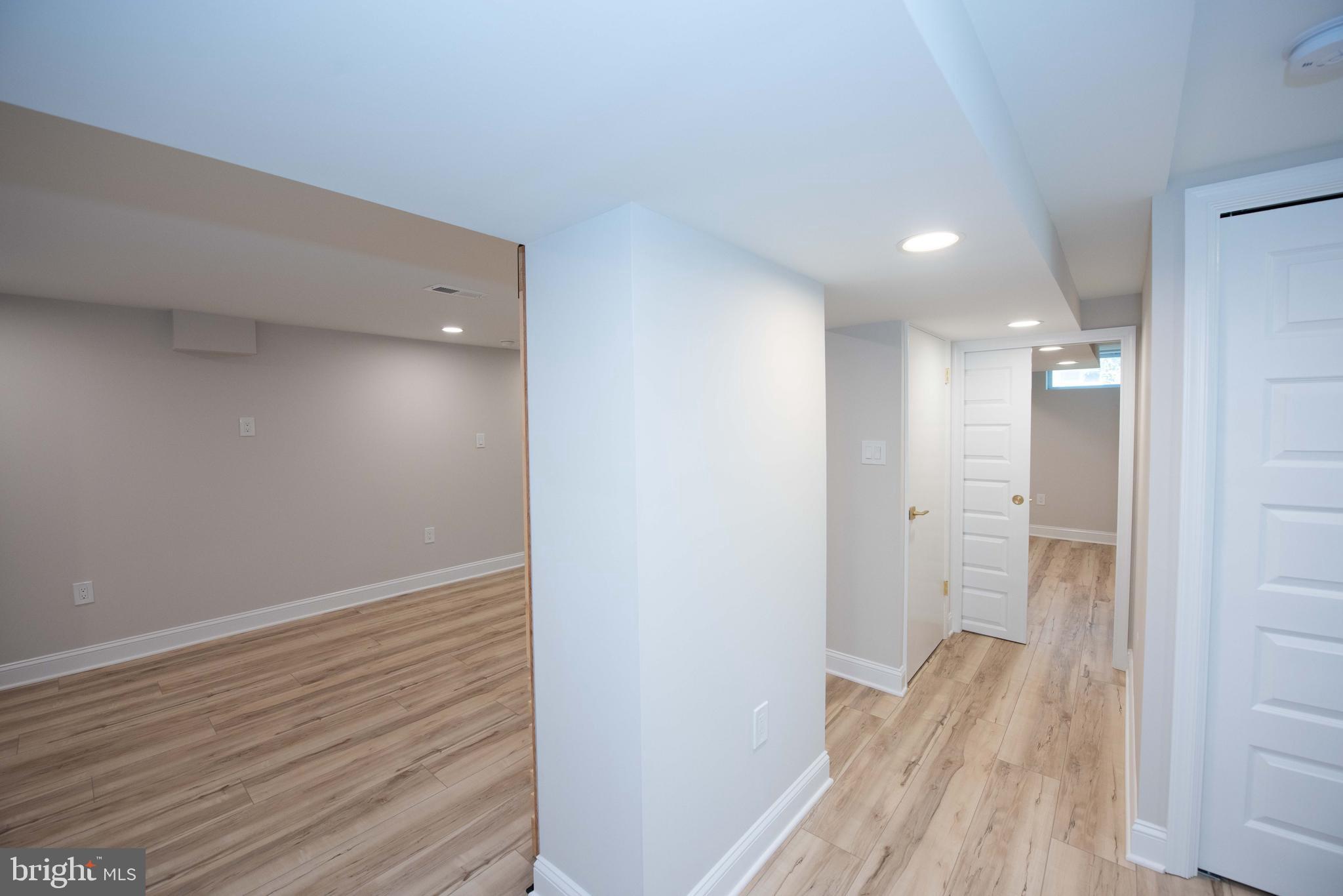 HOLLYWOOD - Residential Lease