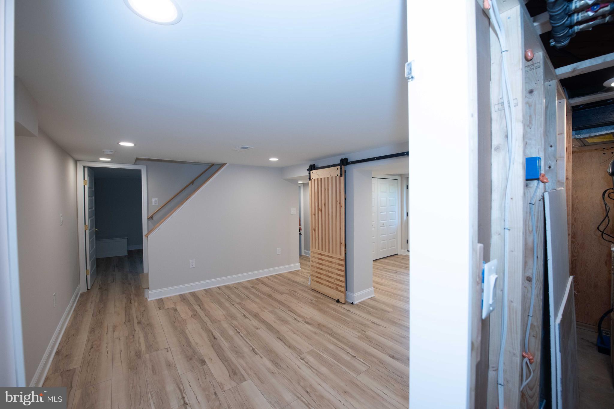 HOLLYWOOD - Residential Lease