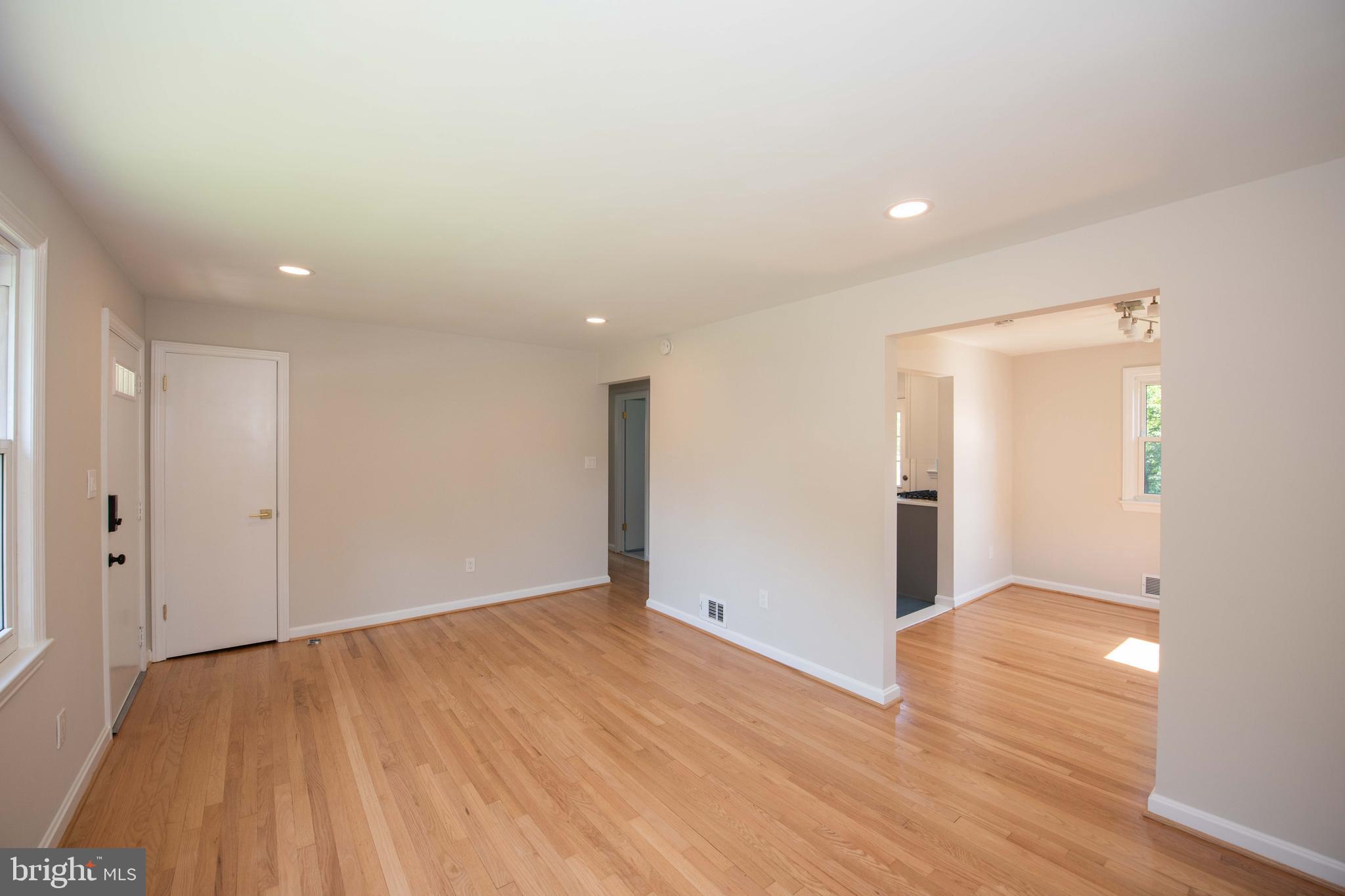 HOLLYWOOD - Residential Lease