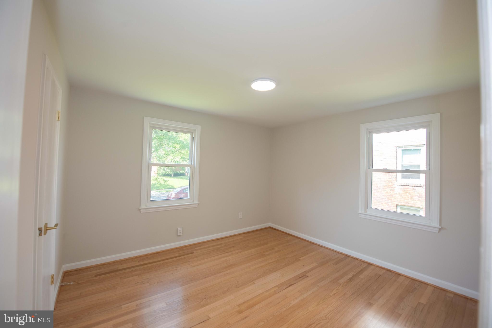 HOLLYWOOD - Residential Lease