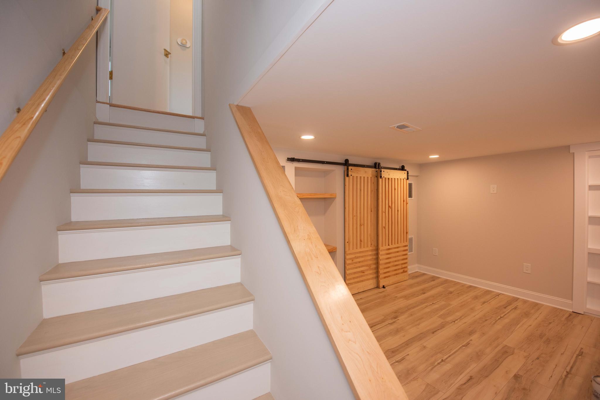 HOLLYWOOD - Residential Lease